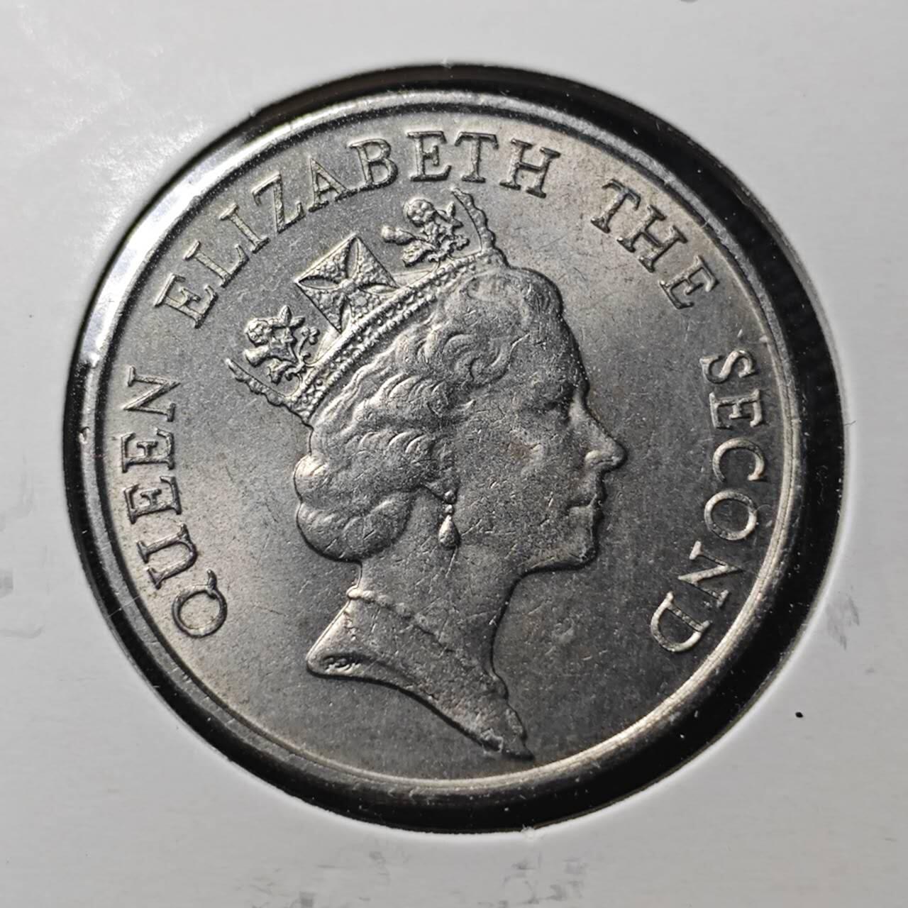 KK钱币收藏小铺  第360场  2月预留时间 周末发货  1987香港女王5元 好品