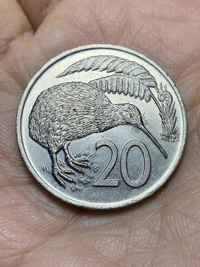 2025年第一百一十九场(总第一百四十五场）外国好品散币(免佣金) - 好品–新西兰🇳🇿1975年20分(伊丽莎白二世中年花冠)