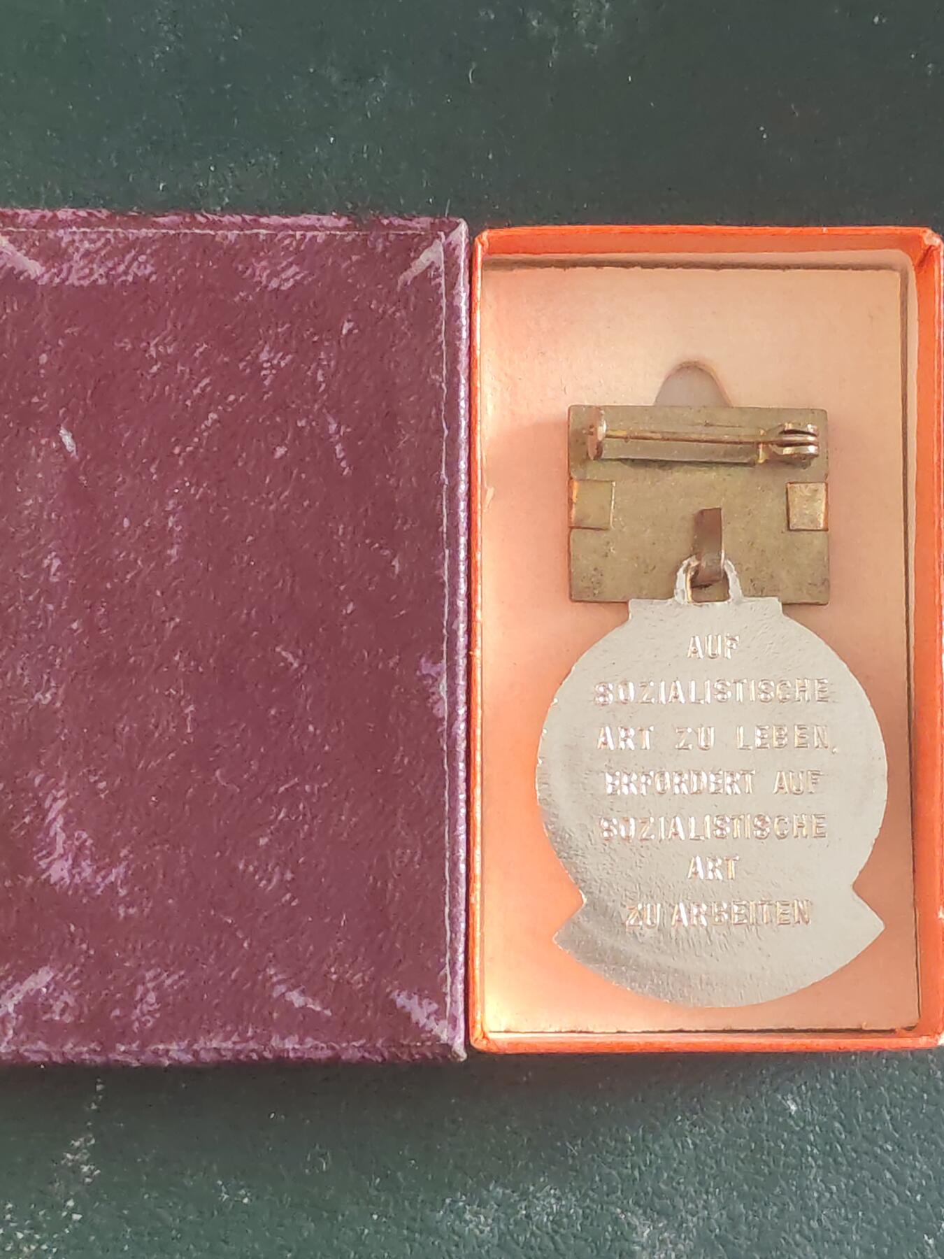 荷兰第127期勋赏拍卖