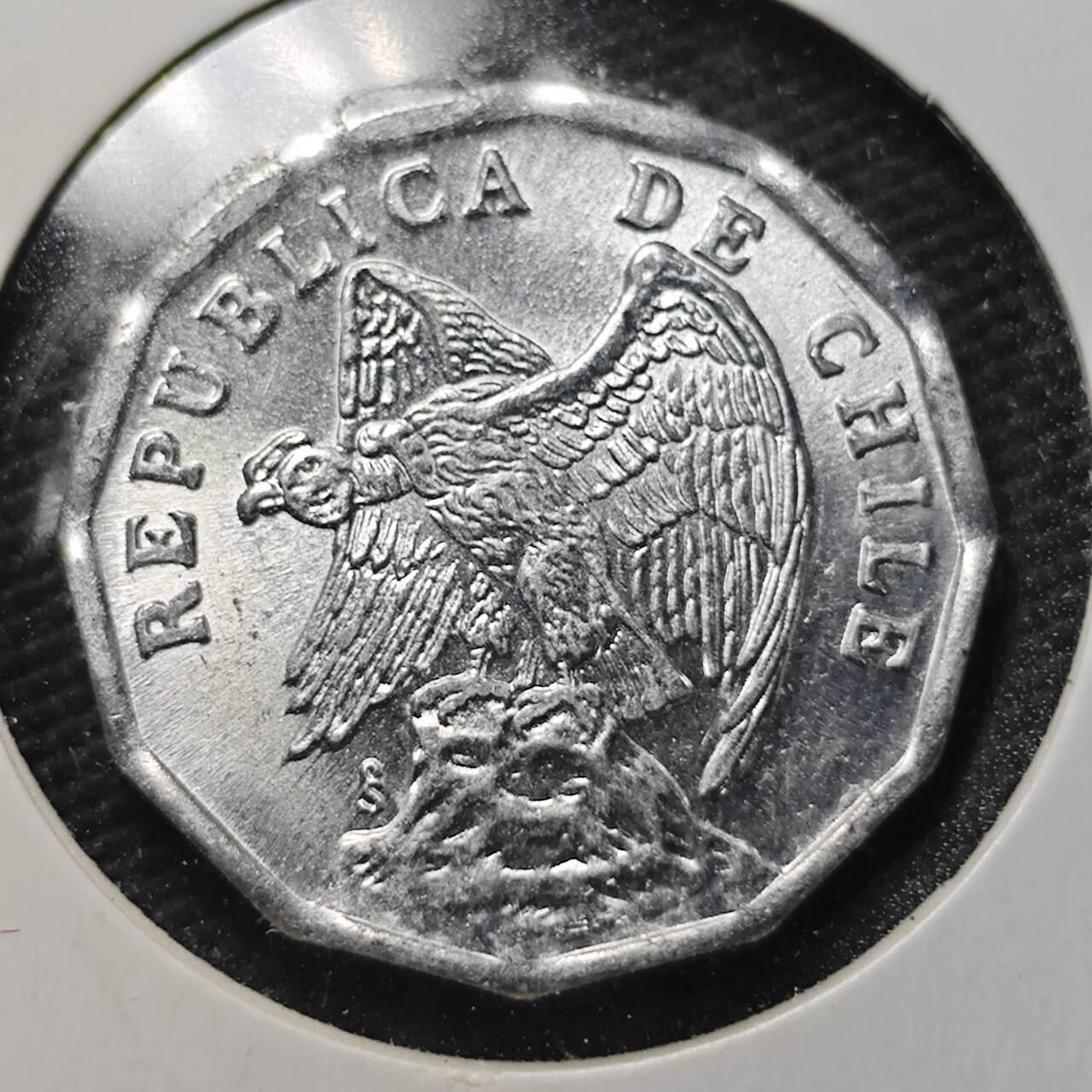 KK钱币收藏小铺  第360场  2月预留时间 周末发货  1979智利10分 好品