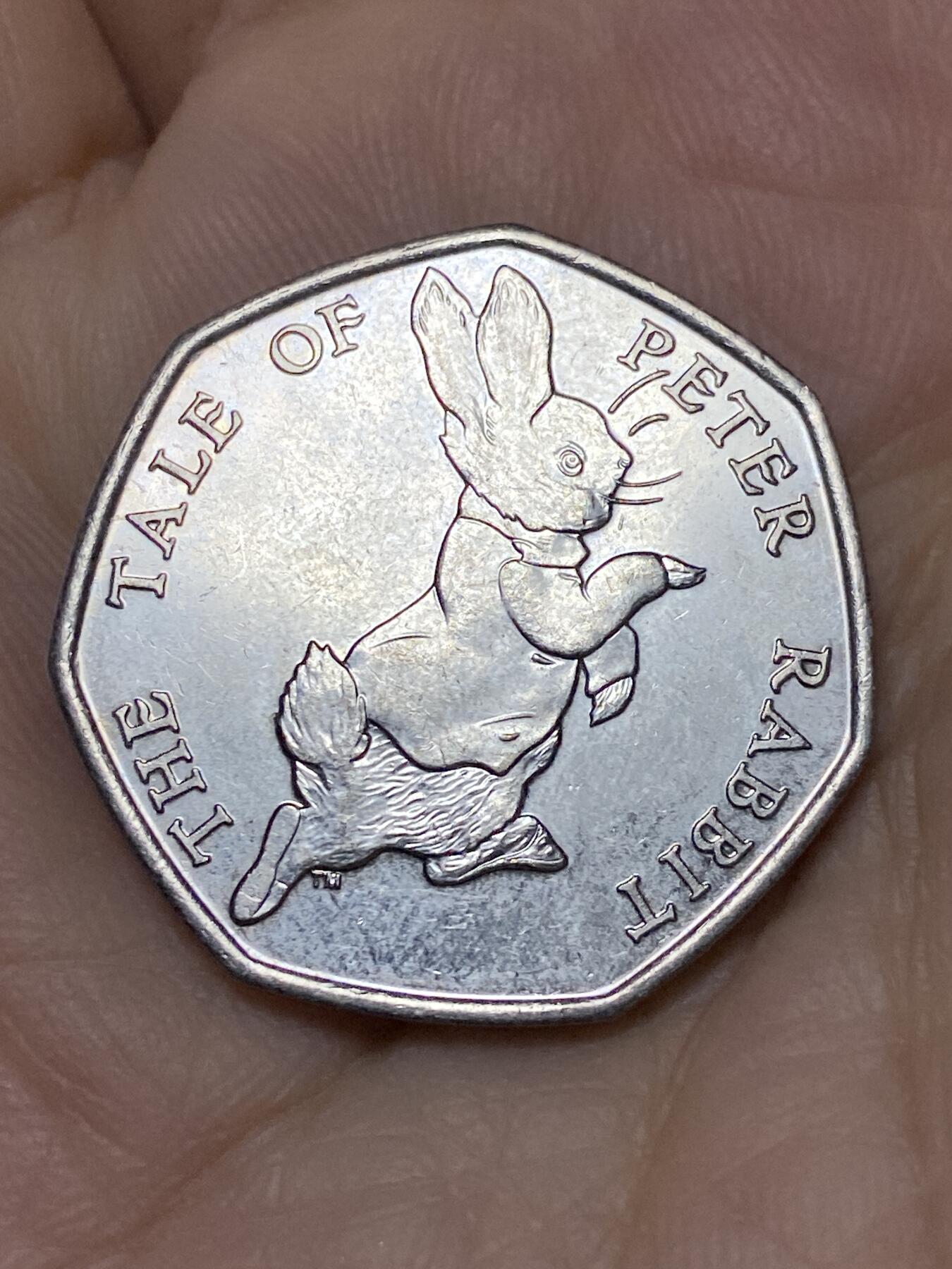 2025年第一百一十九场(总第一百四十五场）外国好品散币(免佣金) 英国🇬🇧2017年50便士(彼得兔纪念币)