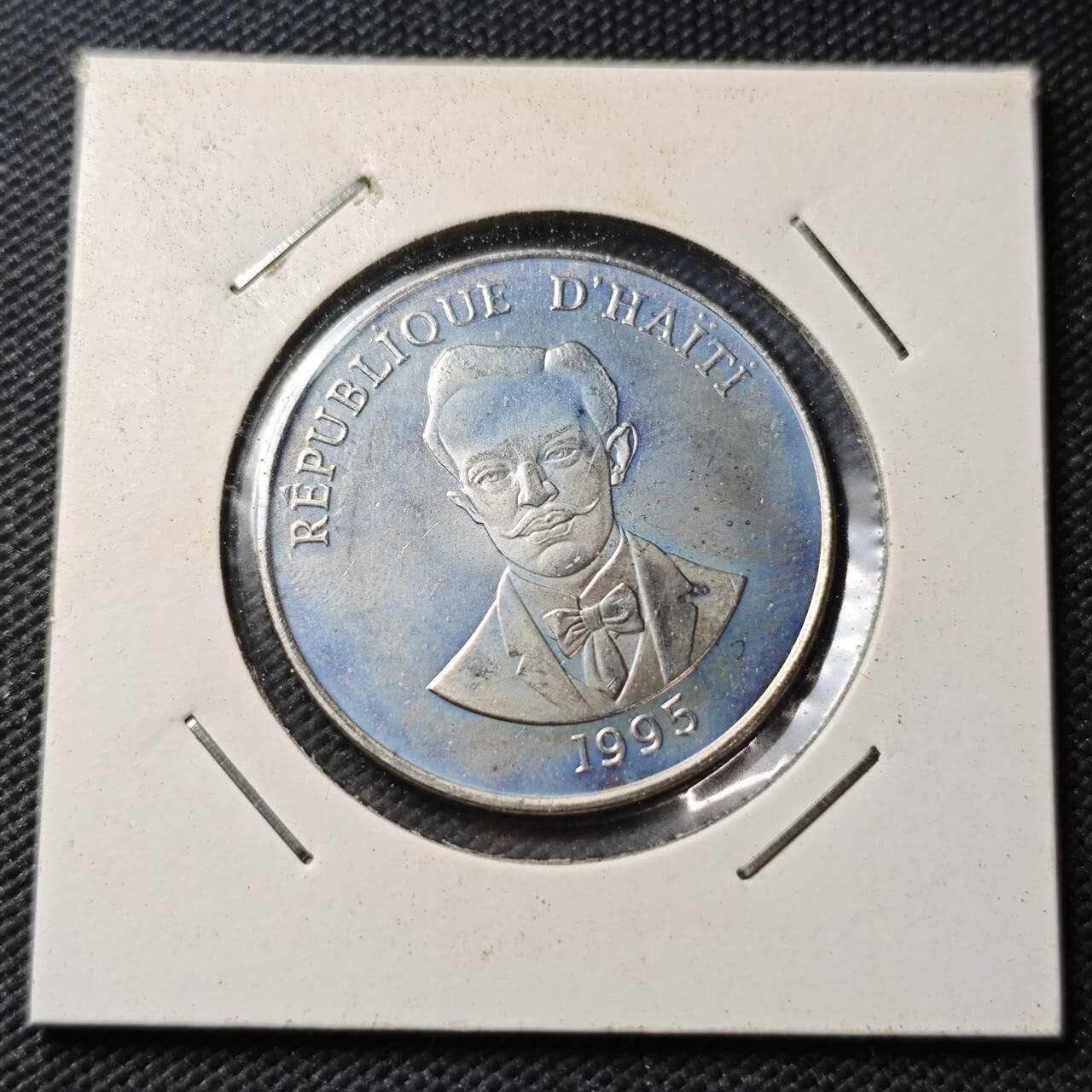 KK钱币收藏小铺  第361场  2月预留时间 周末发货  1995海地50分 好品