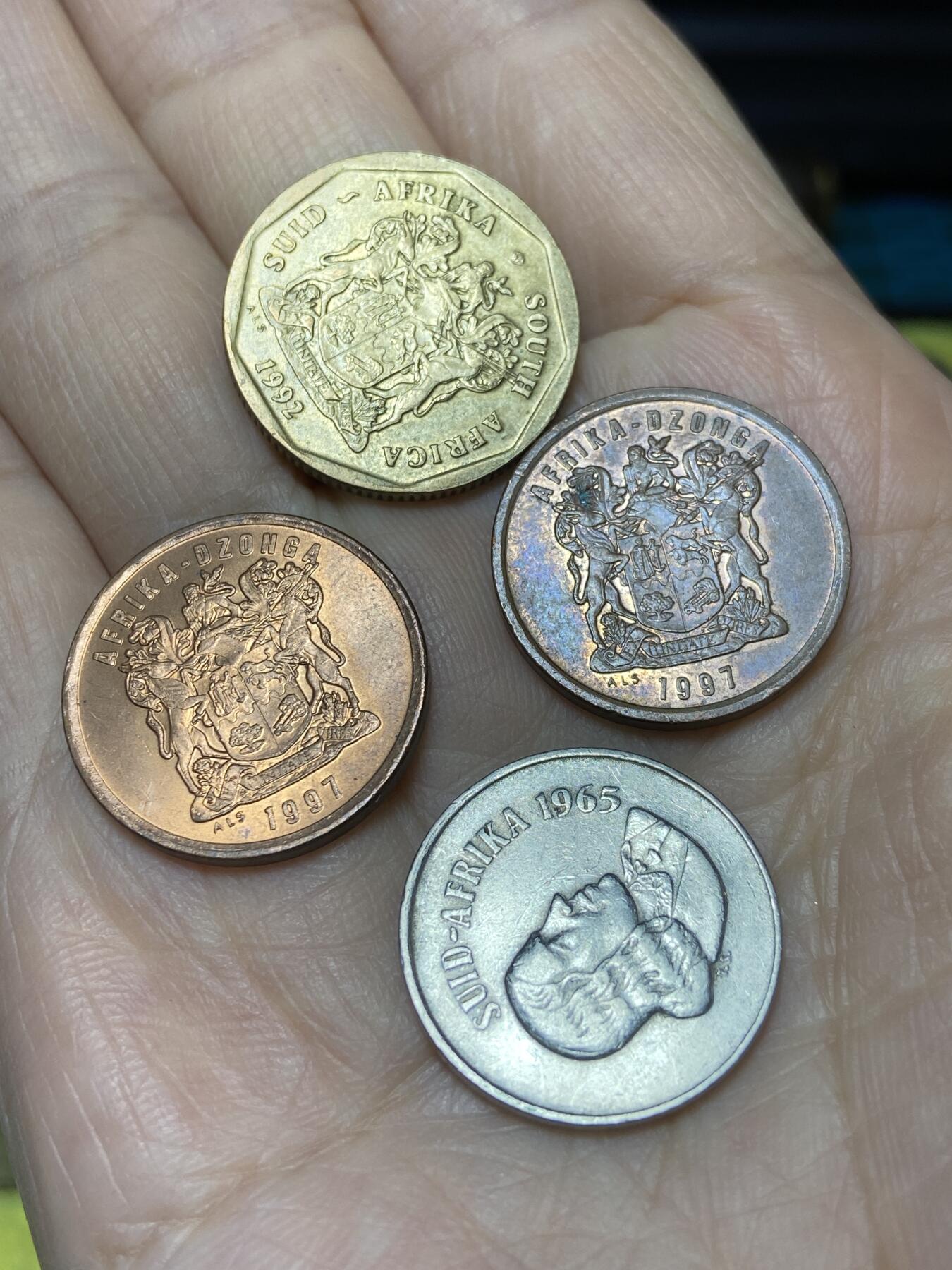 2025年第一百一十九场(总第一百四十五场）外国好品散币(免佣金) 南非🇿🇦4枚：1965年10分，1997年5分，1992年50分