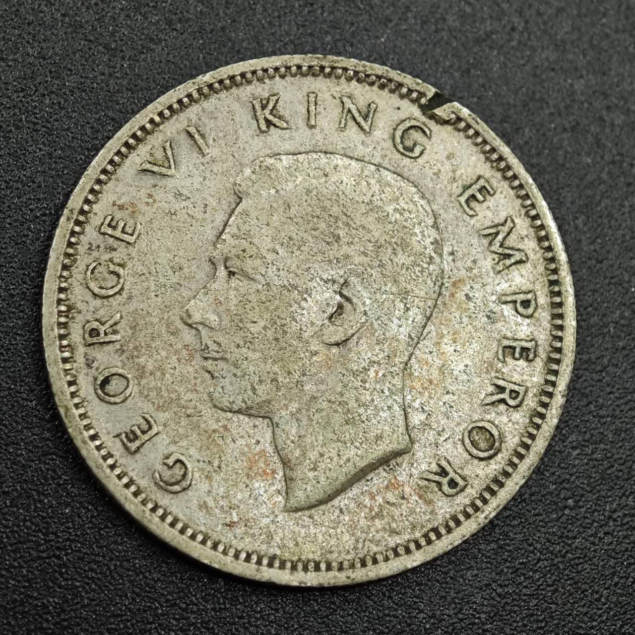 【淘币小摊】限时拍第七百八十拍  小银币场  满百包邮可预留两周  周一统一发货  新西兰1945年乔治六世一先令银币