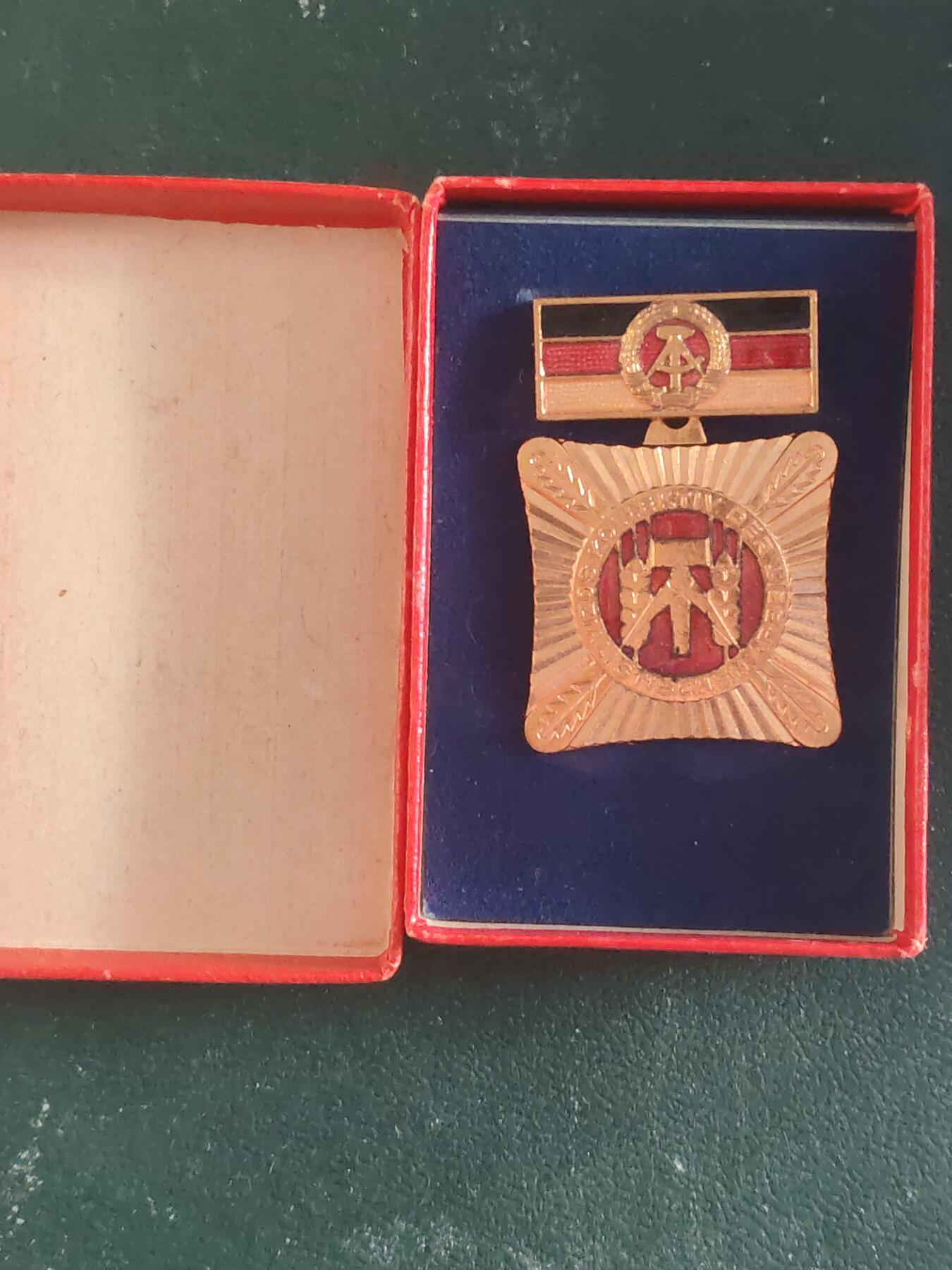 荷兰第127期勋赏拍卖