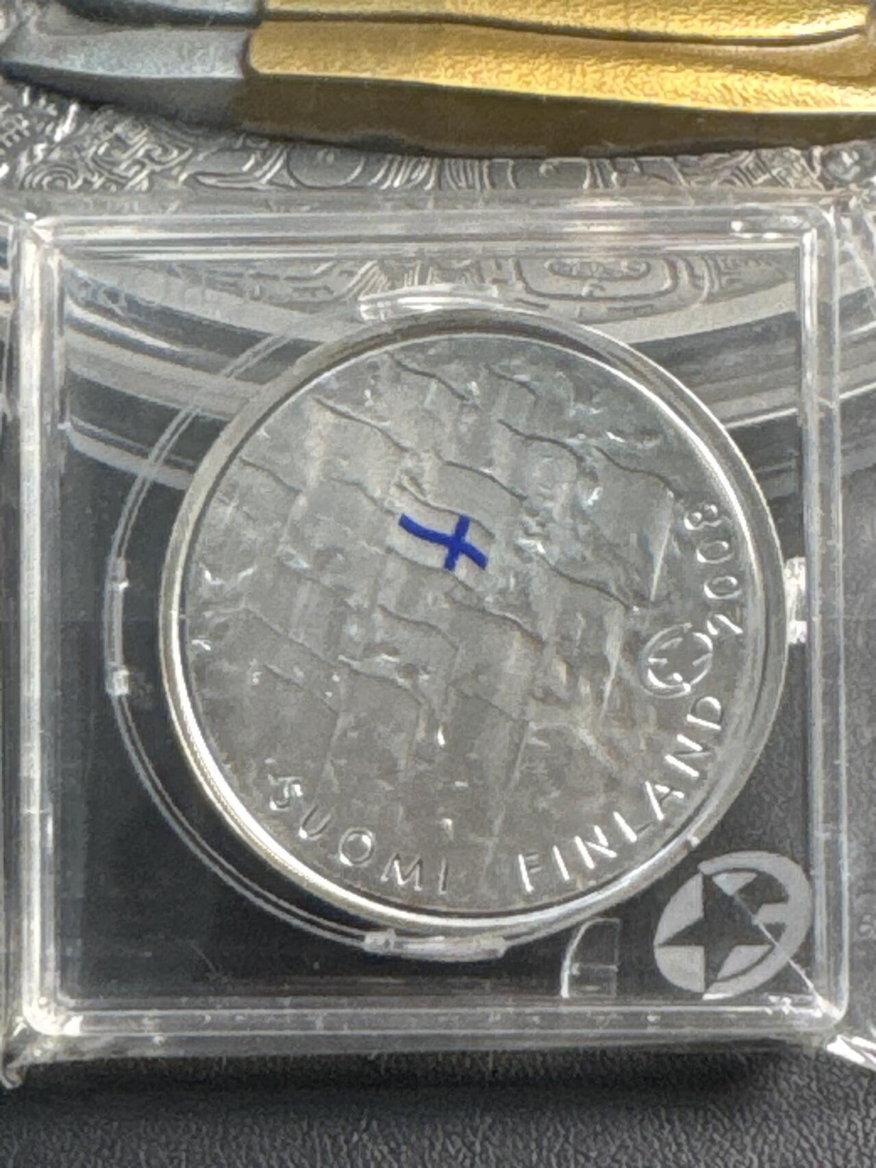 ❤️【币观天下】❤️ 第329期钱币拍卖- 2025.10.31周五晚上6点半场-长期征集拍品 【欧洲之星】专用方盒包装芬兰2008年国旗精制银币925银25.5克直径38.6毫米