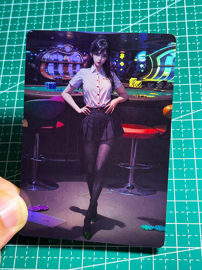 显眼宝35期 佣金1起 10月29日晚20:30截拍  - 热门动漫人物卡牌 斗罗大陆 黑丝小舞 1张  彩闪 63*88