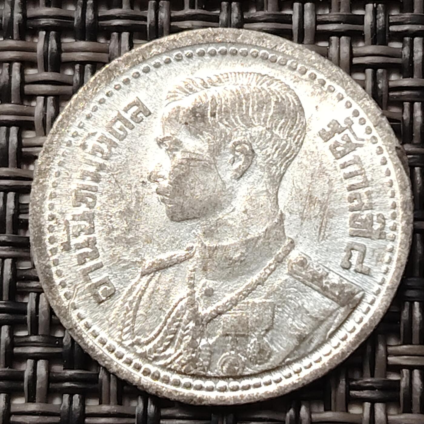 布加迪🐬～世界钱币(上海)🌾第 255 期 /  各国套币和散币