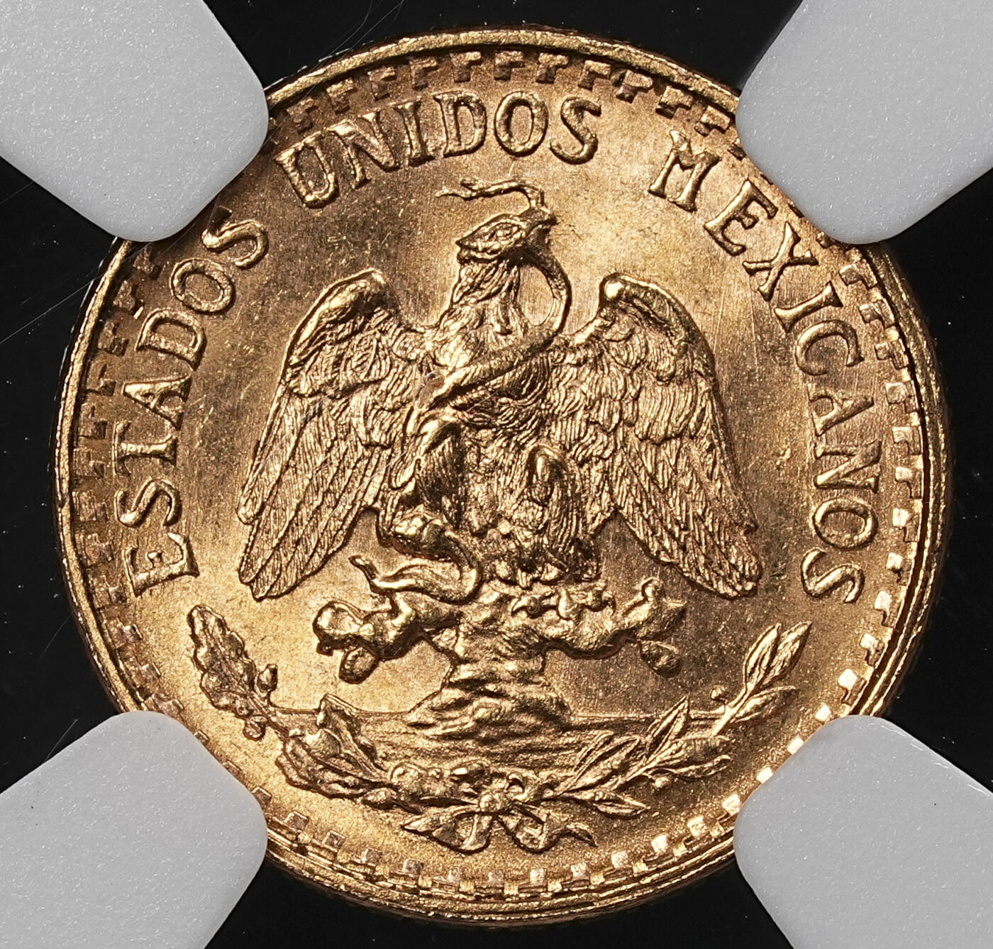 修遠堂世界钱币第九十一期 NGC MS67 1945年墨西哥2比索金币 1.67g，含金90% 后铸