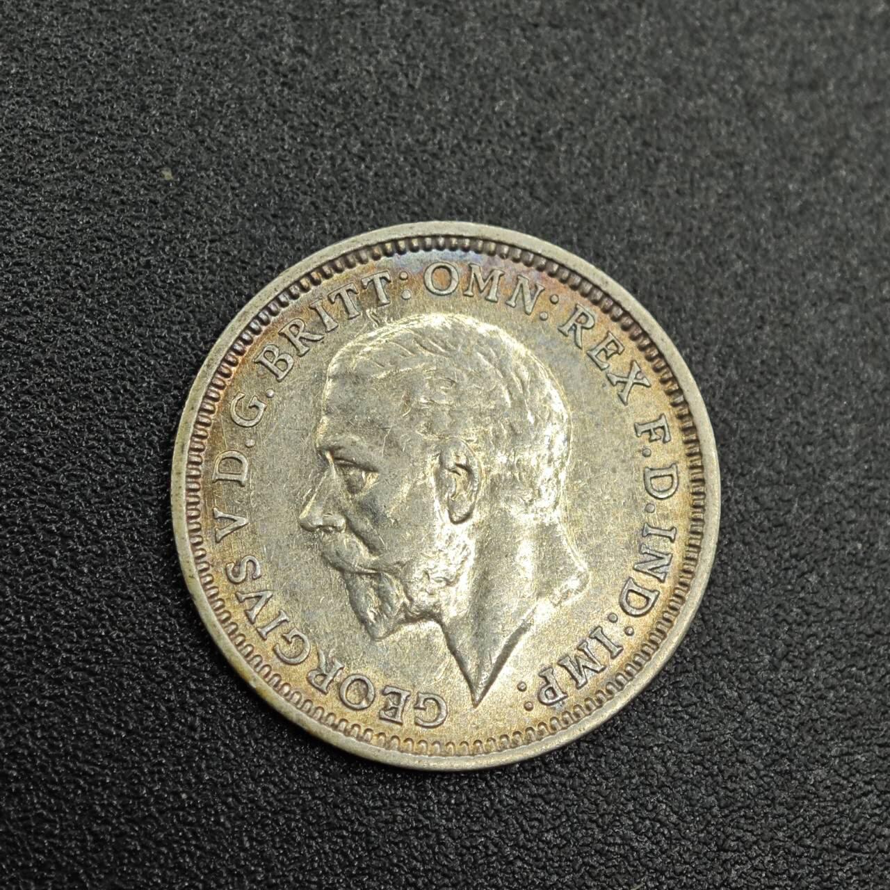 【淘币小摊】实时拍第七百七十九拍   散币场   满百包邮可预留二周 每周一统一发货   英国1934年乔治五世3便士银币