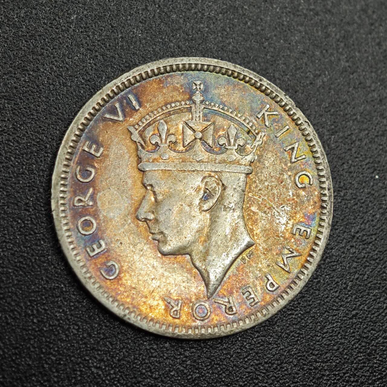 【淘币小摊】实时拍第七百七十九拍   散币场   满百包邮可预留二周 每周一统一发货   斐济1942年乔治六世6便士银币