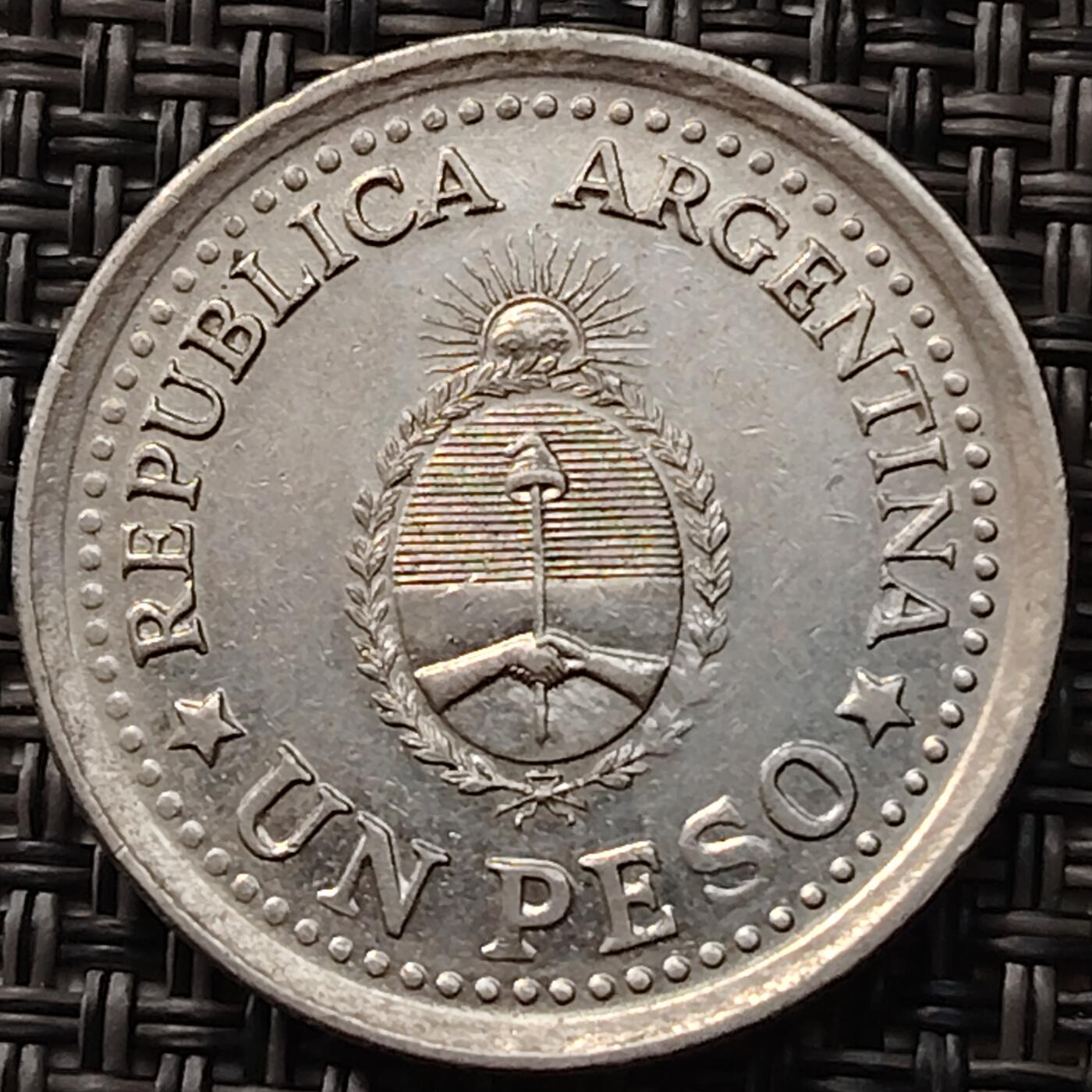 布加迪🐬～世界钱币(上海)🌾第 255 期 /  各国套币和散币