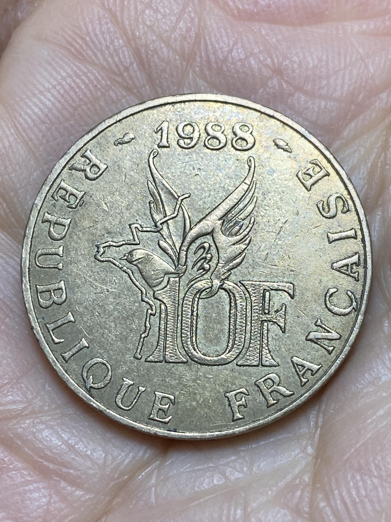 2025年第一百一十九场(总第一百四十五场）外国好品散币(免佣金) 法国🇫🇷1988年10法郎(飞行员罗兰·加洛斯诞辰100周年)