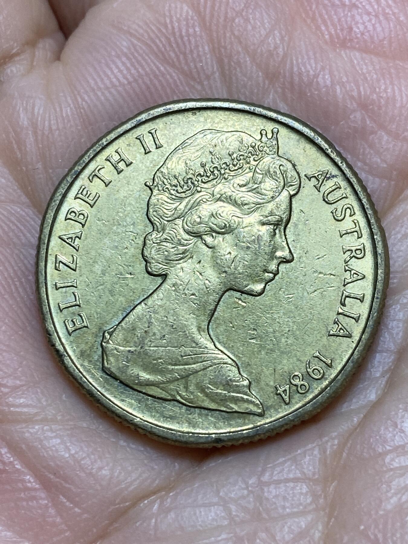 2025年第一百一十九场(总第一百四十五场）外国好品散币(免佣金) 澳大利亚🇦🇺1984单年份1元(伊丽莎白二世中年花冠)