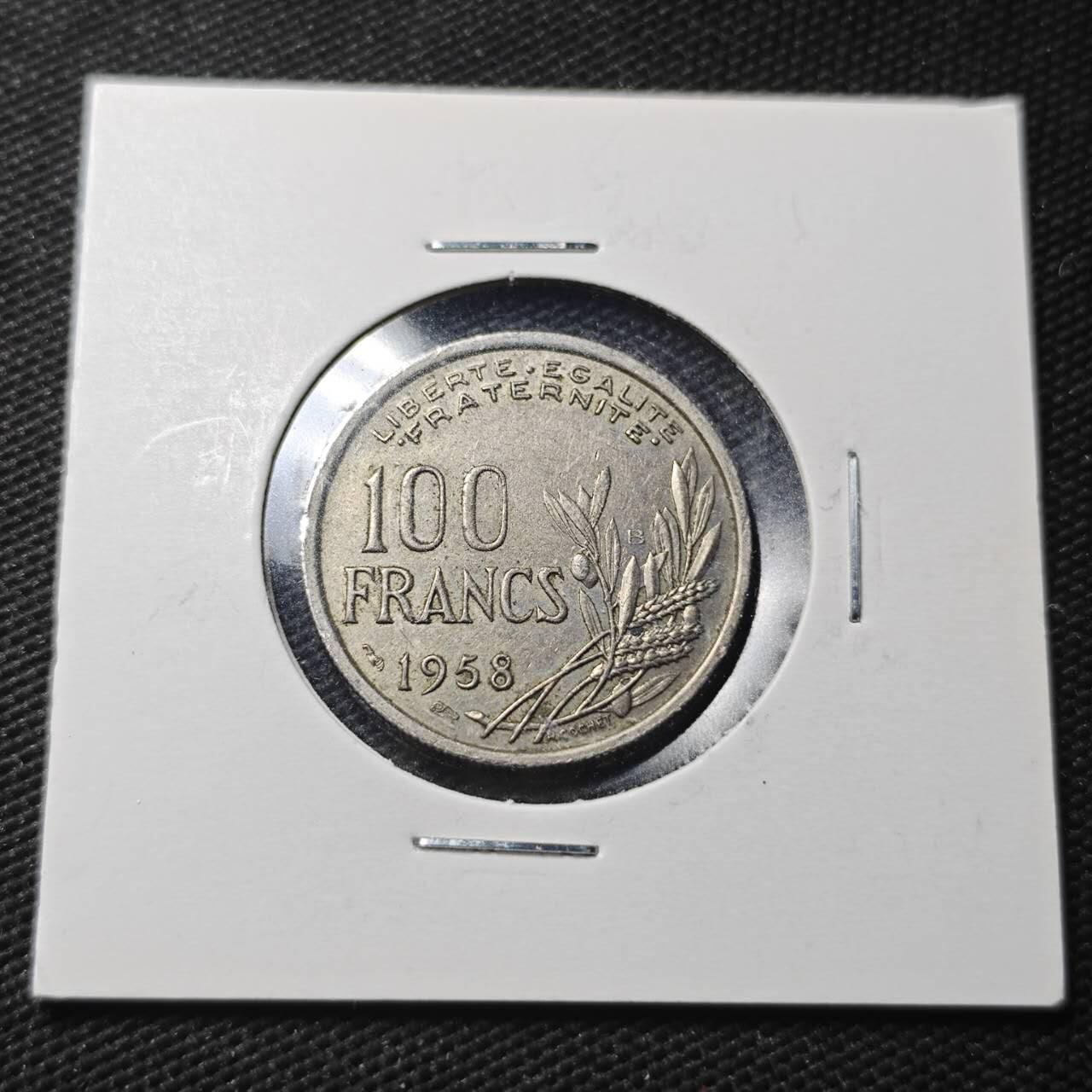 KK钱币收藏小铺  第360场  2月预留时间 周末发货  1958法国100法郎 火炬女神