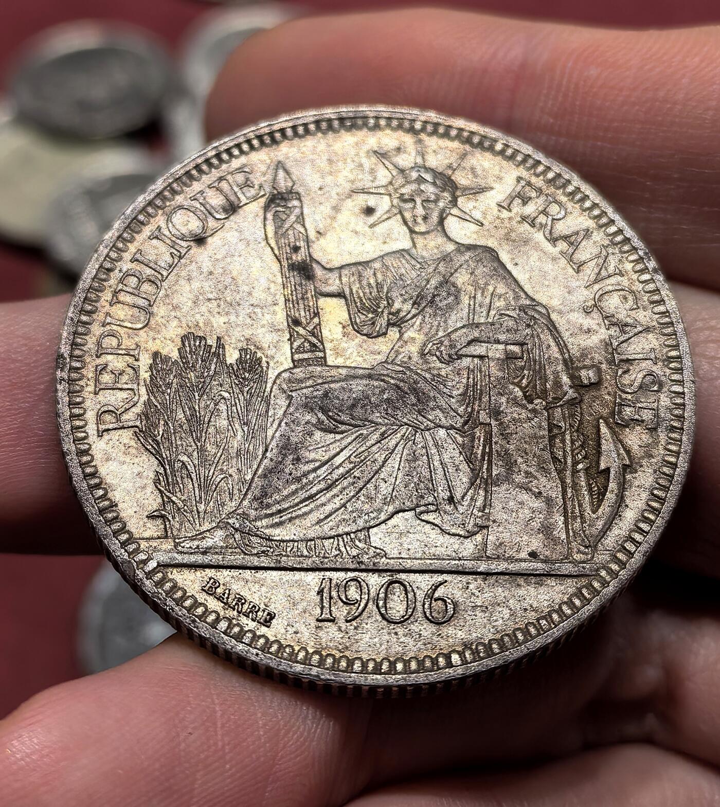 南宋泉阁俄币 外币 国币 专场第十八期 【送拍无额外佣金】 法国 1906年 法属印支1皮亚斯特银币 座洋 老包浆带底光 原味好品