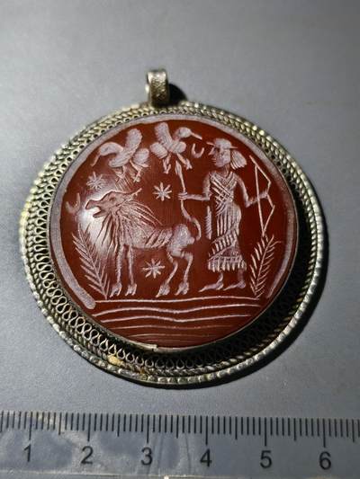 80期回流戒指饰品杂件纪念章丝路钱币专场 - 中亚回流精工玛瑙饰品