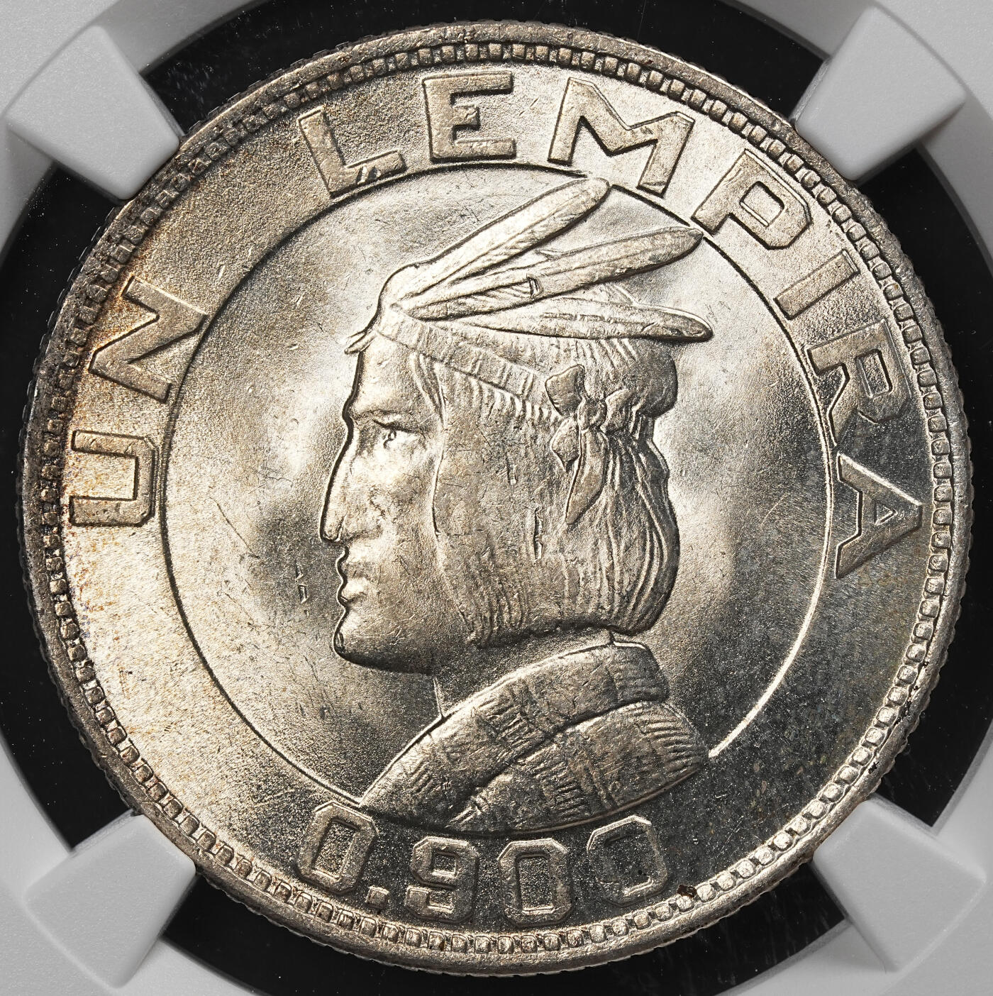 修遠堂世界钱币第九十一期 NGC MS65 1931年洪都拉斯1 LEMPIRA银币 12.50g，含银90%  当时面值最大的主币 冠军分   SBP同分成交价480美金