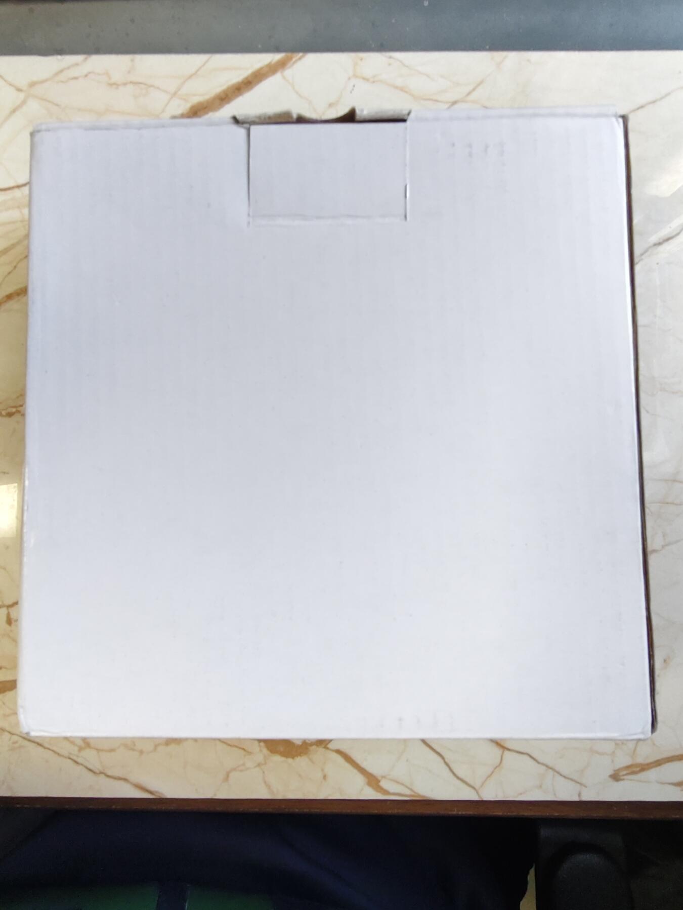 第180期拍卖【长期征集拍品】【北京币展专场】 法国2021年法兰西瑰宝系列迪奥105克镀金纪念银章，950银，发行888枚，有氧化