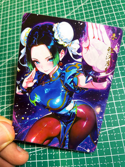 显眼宝35期 佣金1起 10月29日晚20:30截拍  - 造物卡牌   二次元系列    女帝变装春丽    共1张   彩闪工艺   大卡尺寸  63*88