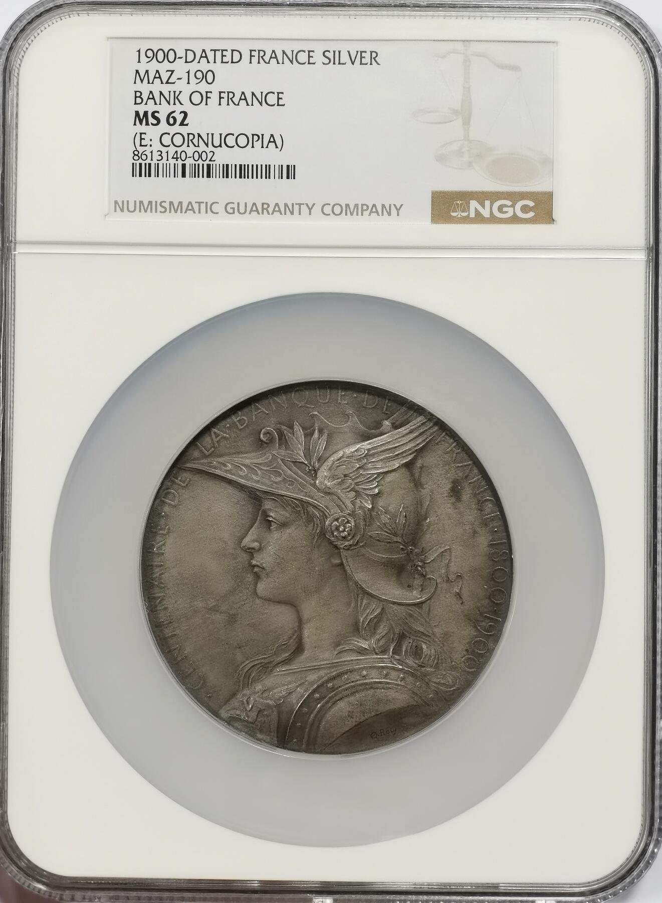 博洋堂“物美丰成”11月精品专场暨第145期（全场包邮） NGC MS62 Roty戎装玛丽安娜 法国银行百年纪念银章 直径68mm，重约132.9克，品相不错，老包浆未经过任何处理，原滋原味，边缘无磕碰