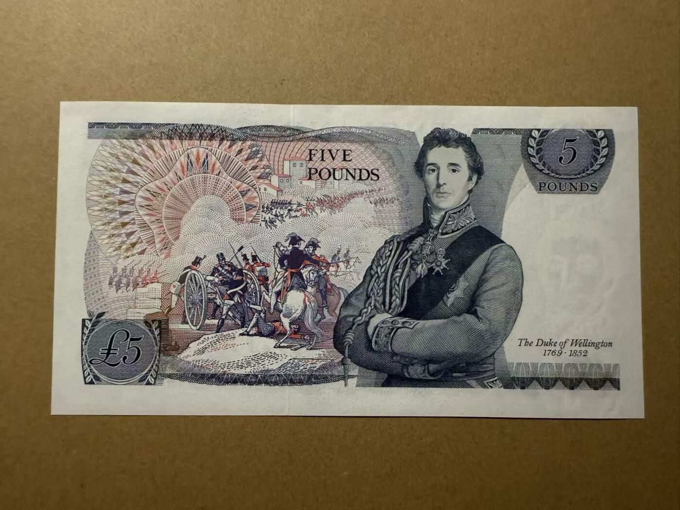 【礼羽收藏】🌏世界钱币拍卖第109期 英国D序 首签无L版 5镑 全新unc 稀少