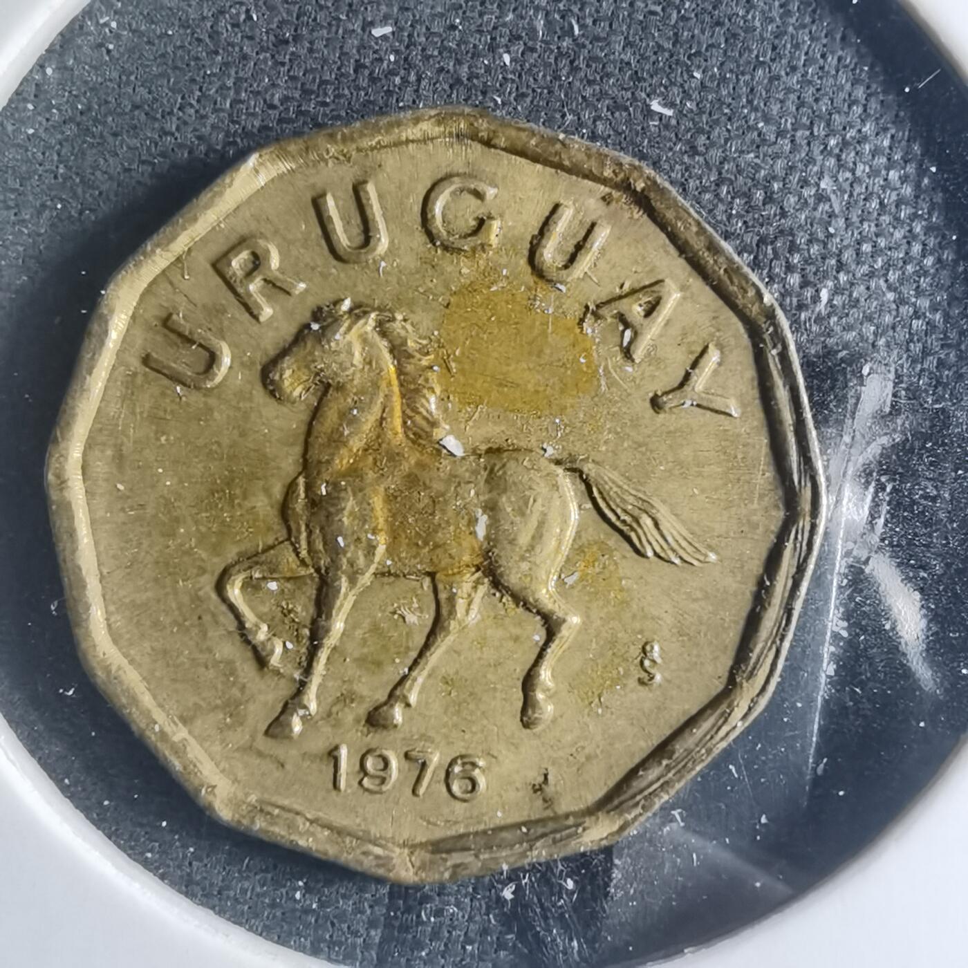 沼泽如烟--第885场 乌拉圭1976年十分