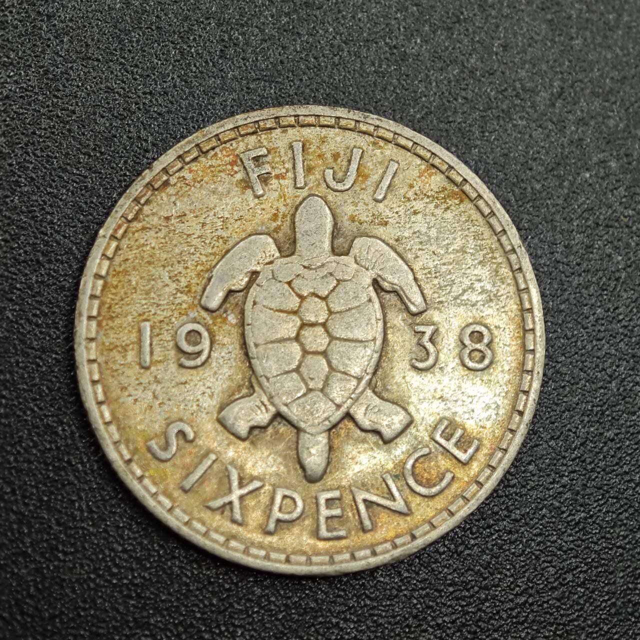 【淘币小摊】实时拍第七百七十九拍   散币场   满百包邮可预留二周 每周一统一发货   斐济1938年乔治六世6便士银币