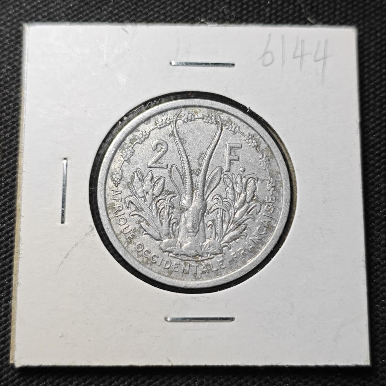 KK钱币收藏小铺  第361场  2月预留时间 周末发货  1948法属西非2法郎