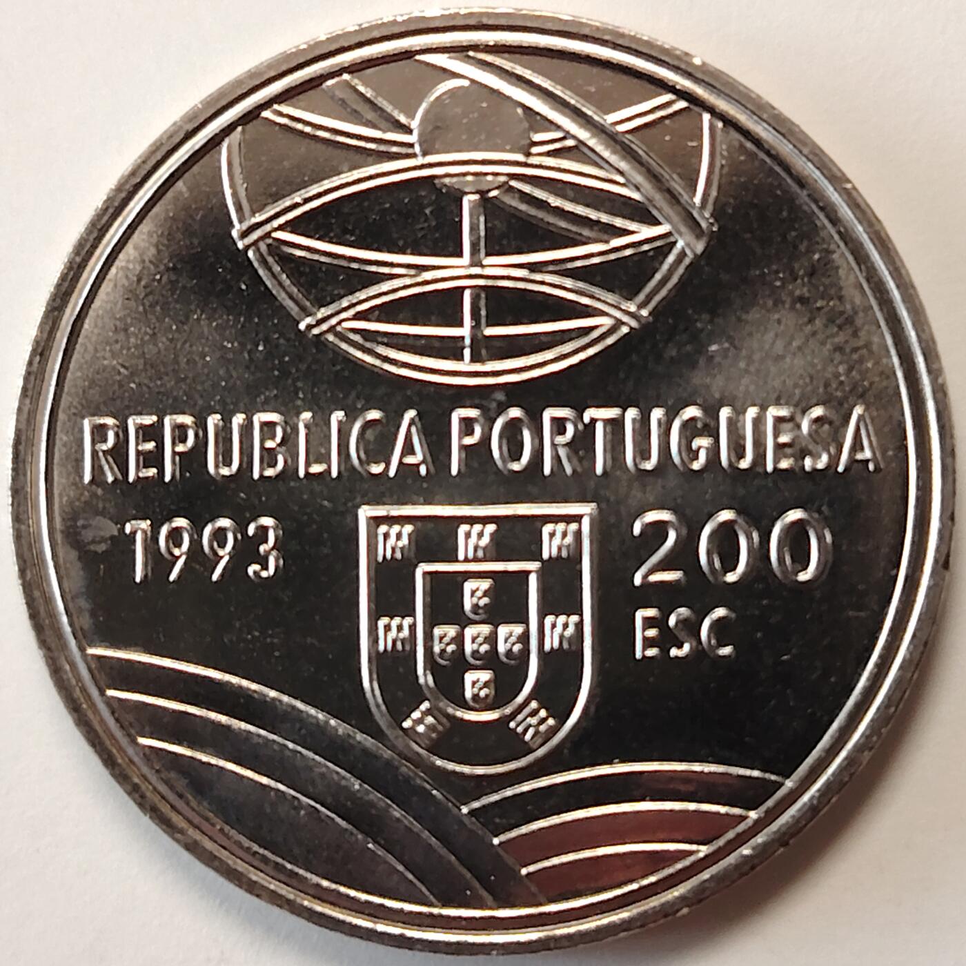 布加迪🐬～世界钱币(上海)🌾第 255 期 /  各国套币和散币 葡萄牙🇵🇹 1993年 滑膛枪传人日本450周年 200埃斯库多纪念币