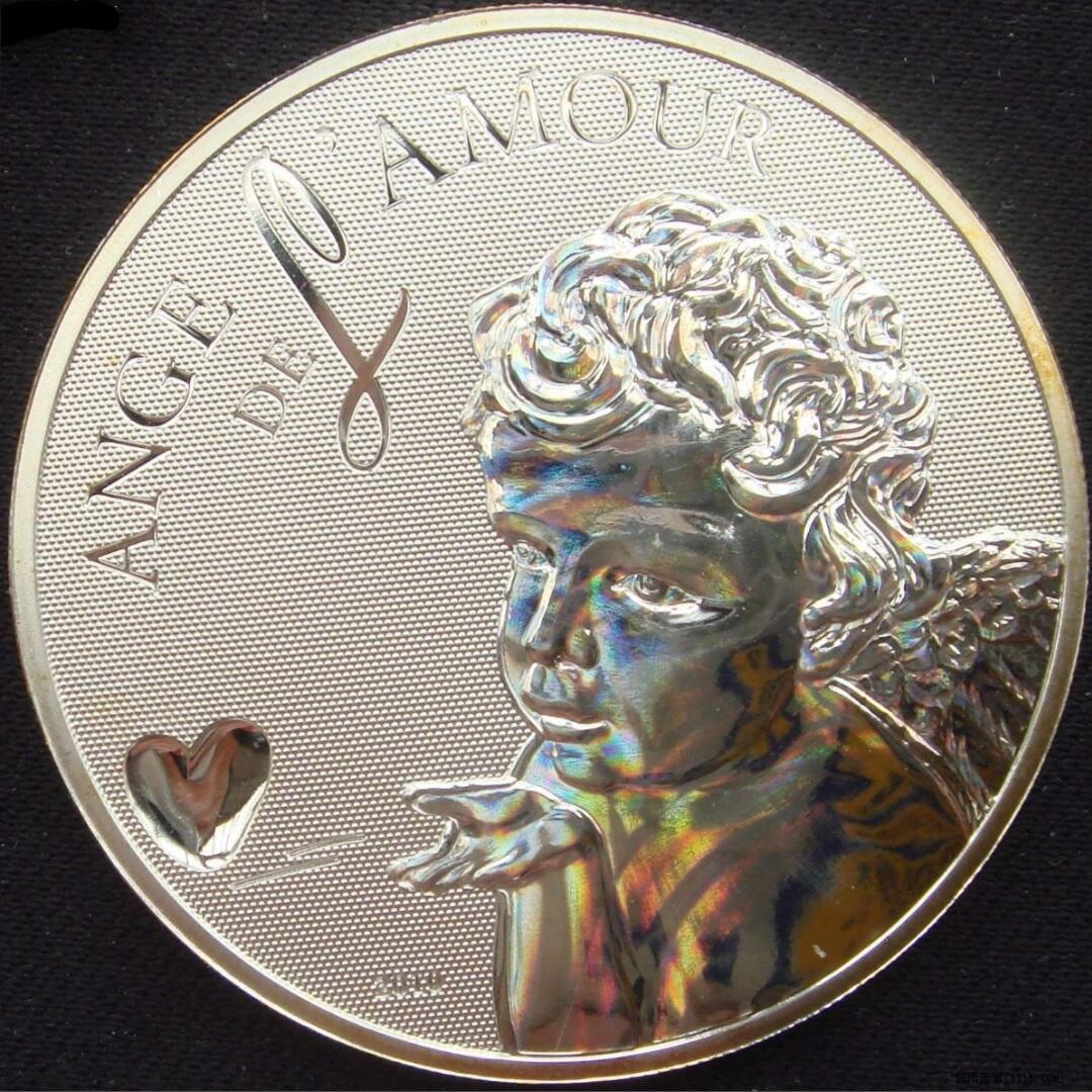 原证书 2010年喀麦隆爱的天使1000法郎镶水晶幻彩精制银币（发行量少）