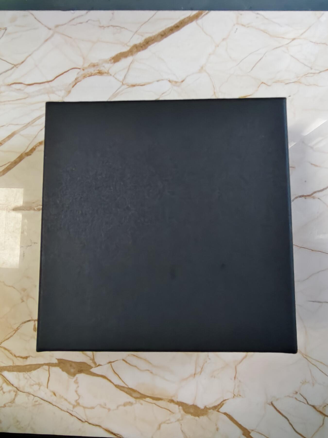 第180期拍卖【长期征集拍品】【北京币展专场】 喀麦隆2023年希腊神话生育女神得墨忒耳2盎司纪念银币，999银，发行500枚