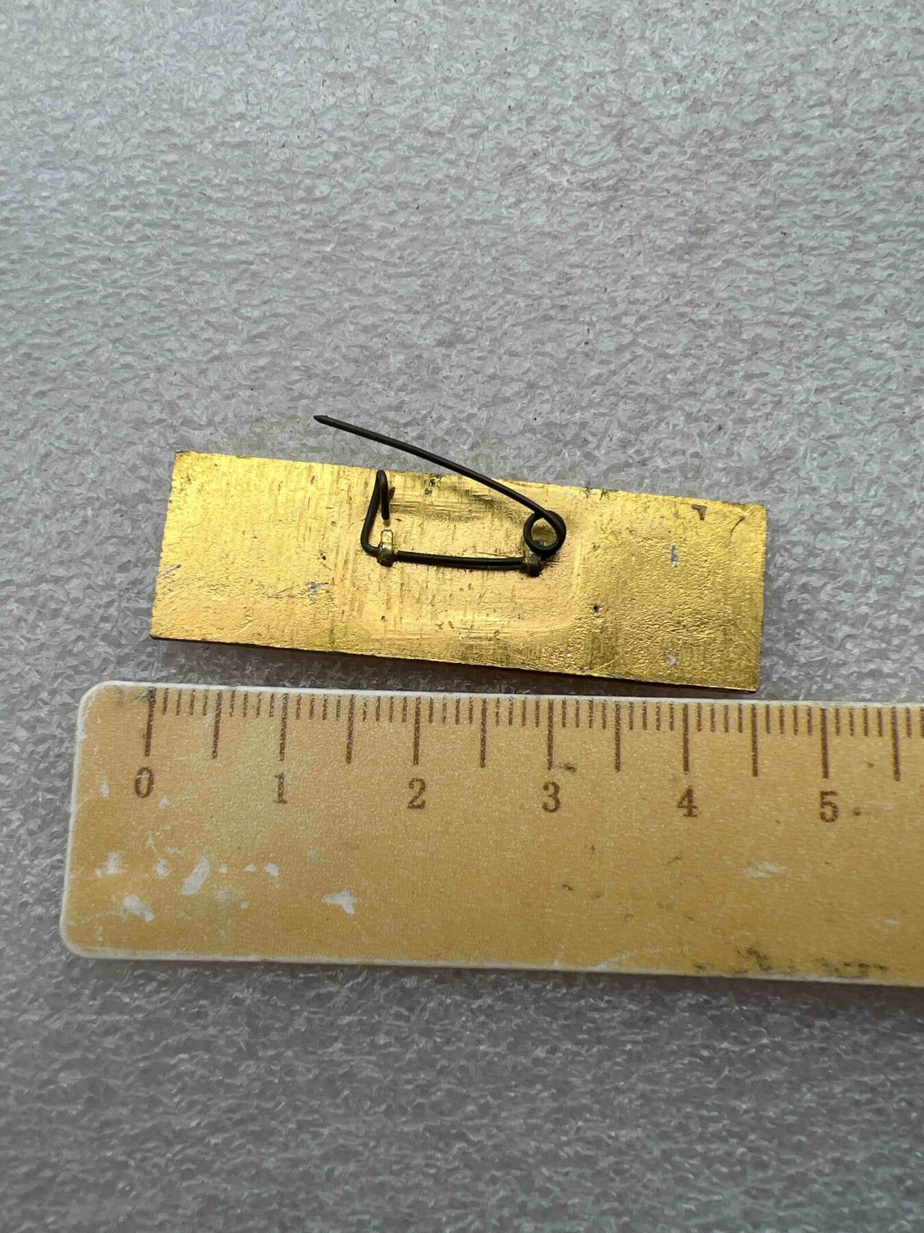 真品毛主席像章纪念章 真品像章、纪念章