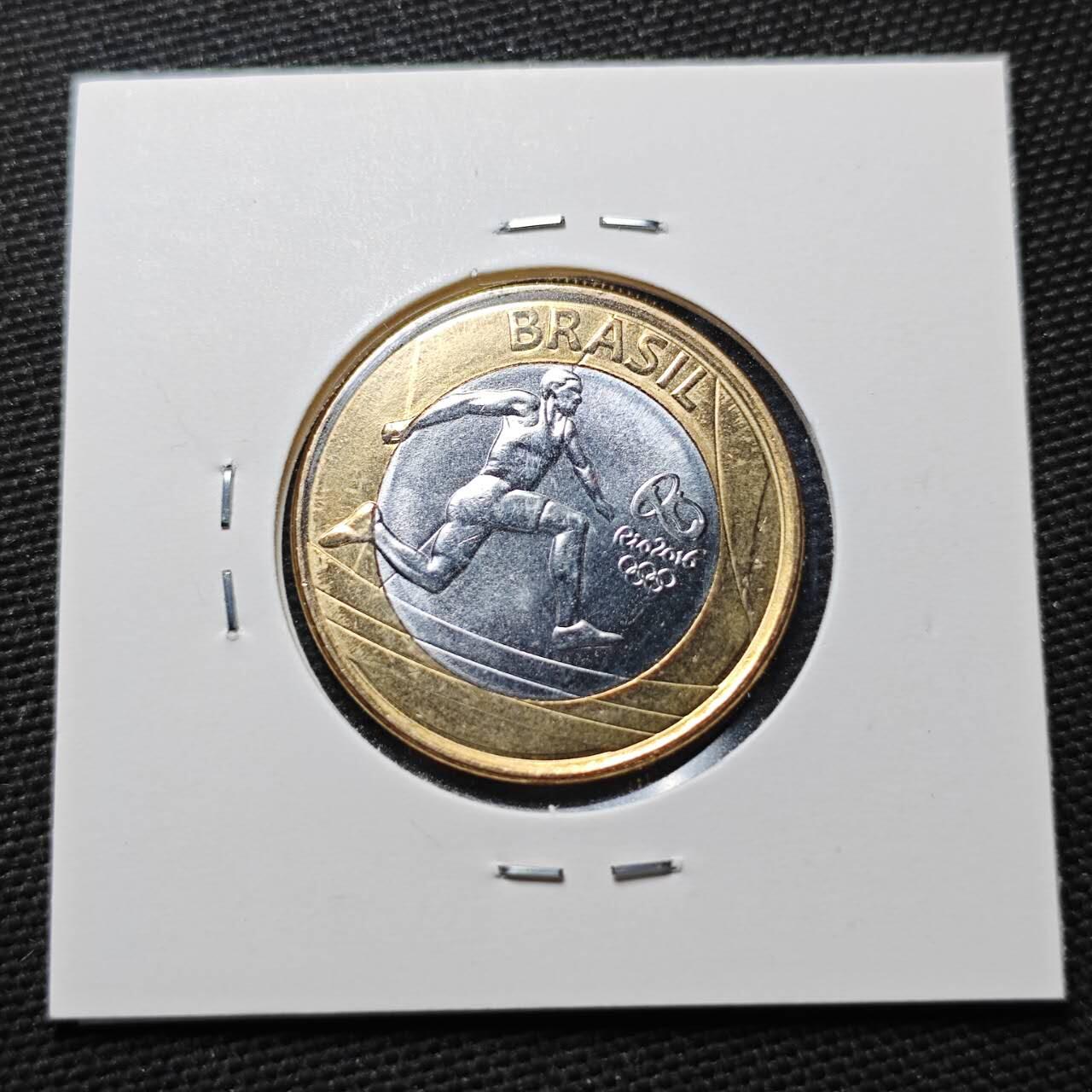 KK钱币收藏小铺  第361场  2月预留时间 周末发货  巴西1瑞尔双色币纪念币