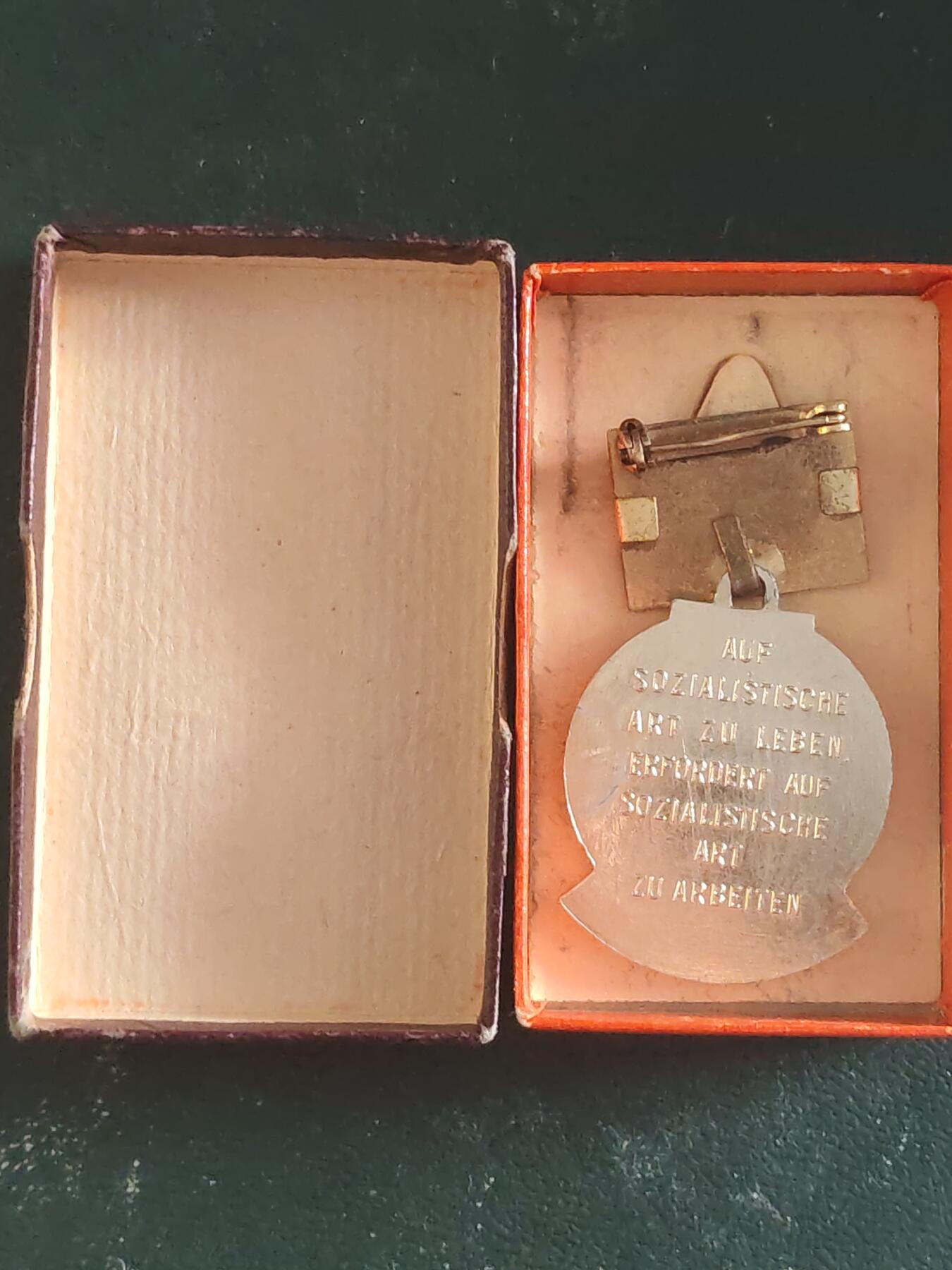 荷兰第127期勋赏拍卖