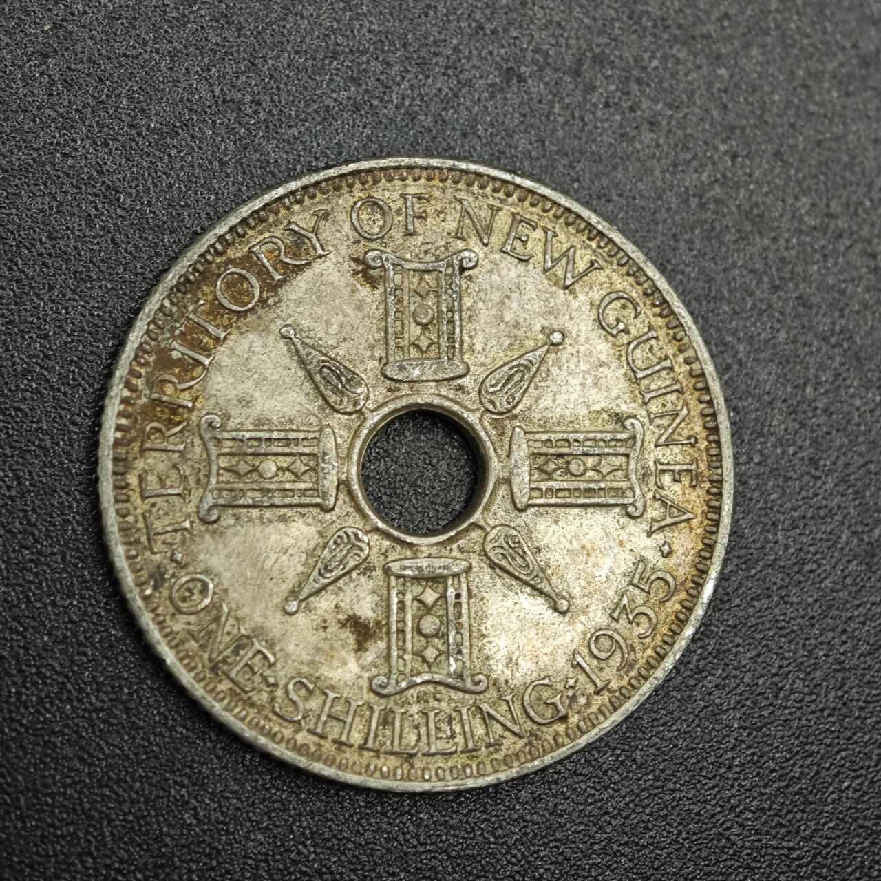 【淘币小摊】限时拍第七百八十拍  小银币场  满百包邮可预留两周  周一统一发货  英属几内亚1935年一先令银币