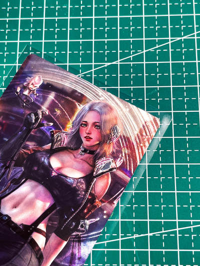 显眼宝35期 佣金1起 10月29日晚20:30截拍  - 正规卡 藏无缺 镭光小人卡 希里一张 小卡尺寸