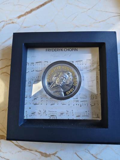 第180期拍卖【长期征集拍品】【北京币展专场】 - 极少见发行量仅500枚2盎司原厂包装盒证一体纽埃2015年音乐家肖邦（肖邦国际钢琴比赛）超高浮雕精制银币999银62.2克直径45毫米