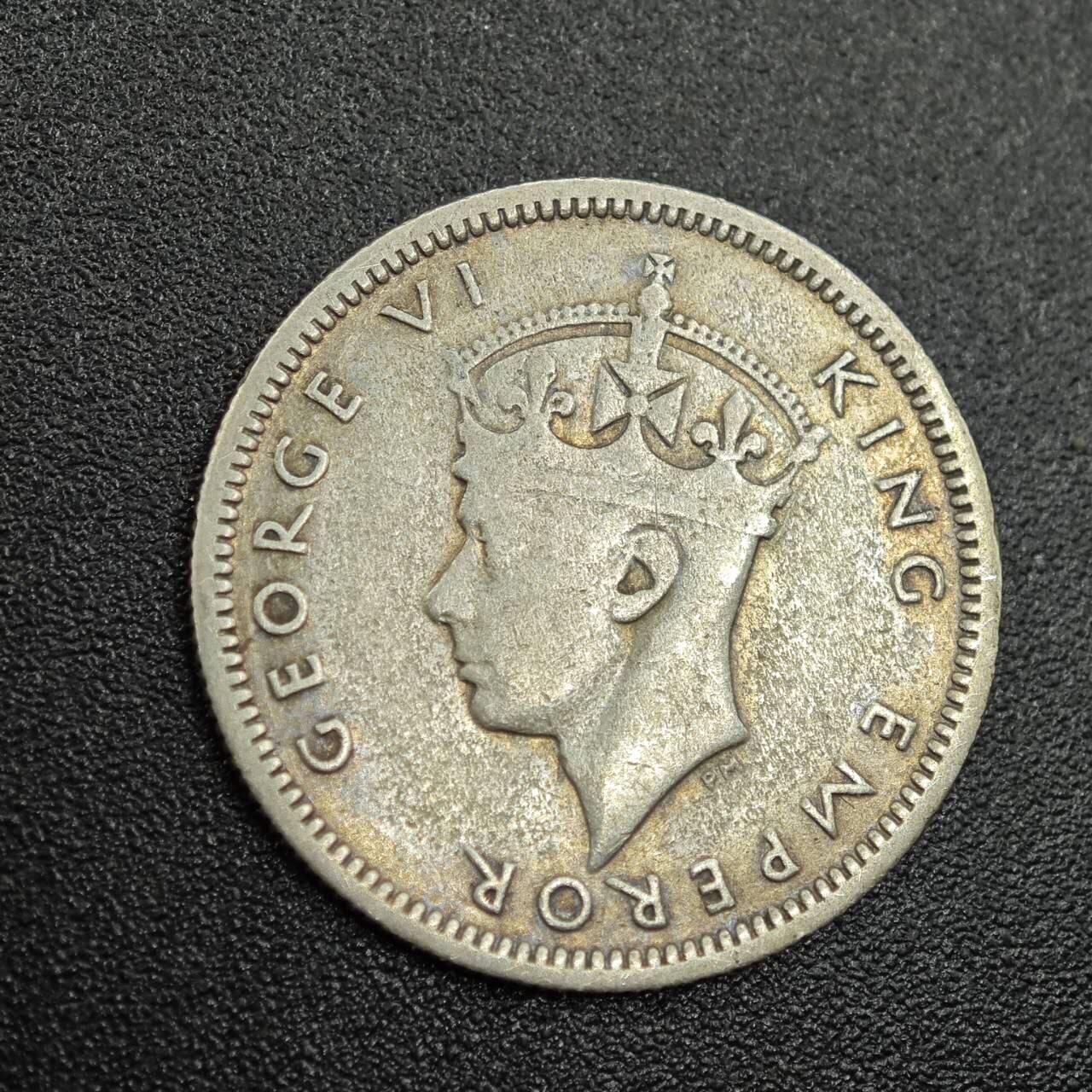 【淘币小摊】实时拍第七百七十九拍   散币场   满百包邮可预留二周 每周一统一发货   斐济1940年乔治六世6便士银币