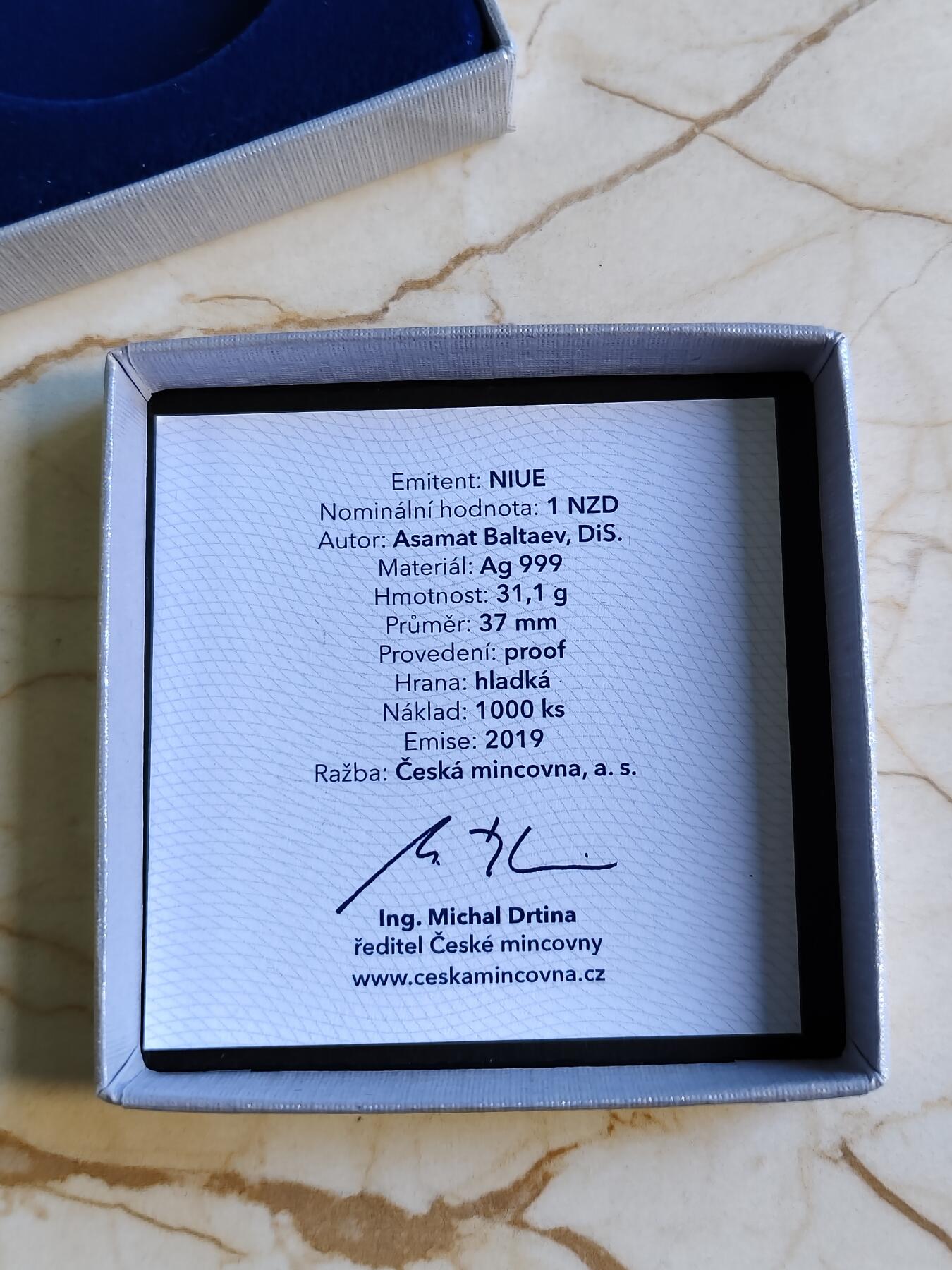 第180期拍卖【长期征集拍品】【北京币展专场】 1盎司NGC70首期蓝标纽埃2019年达芬奇科学发明系列2机械飞行器精制银币999银31.1克直径37毫米发行量仅1000枚