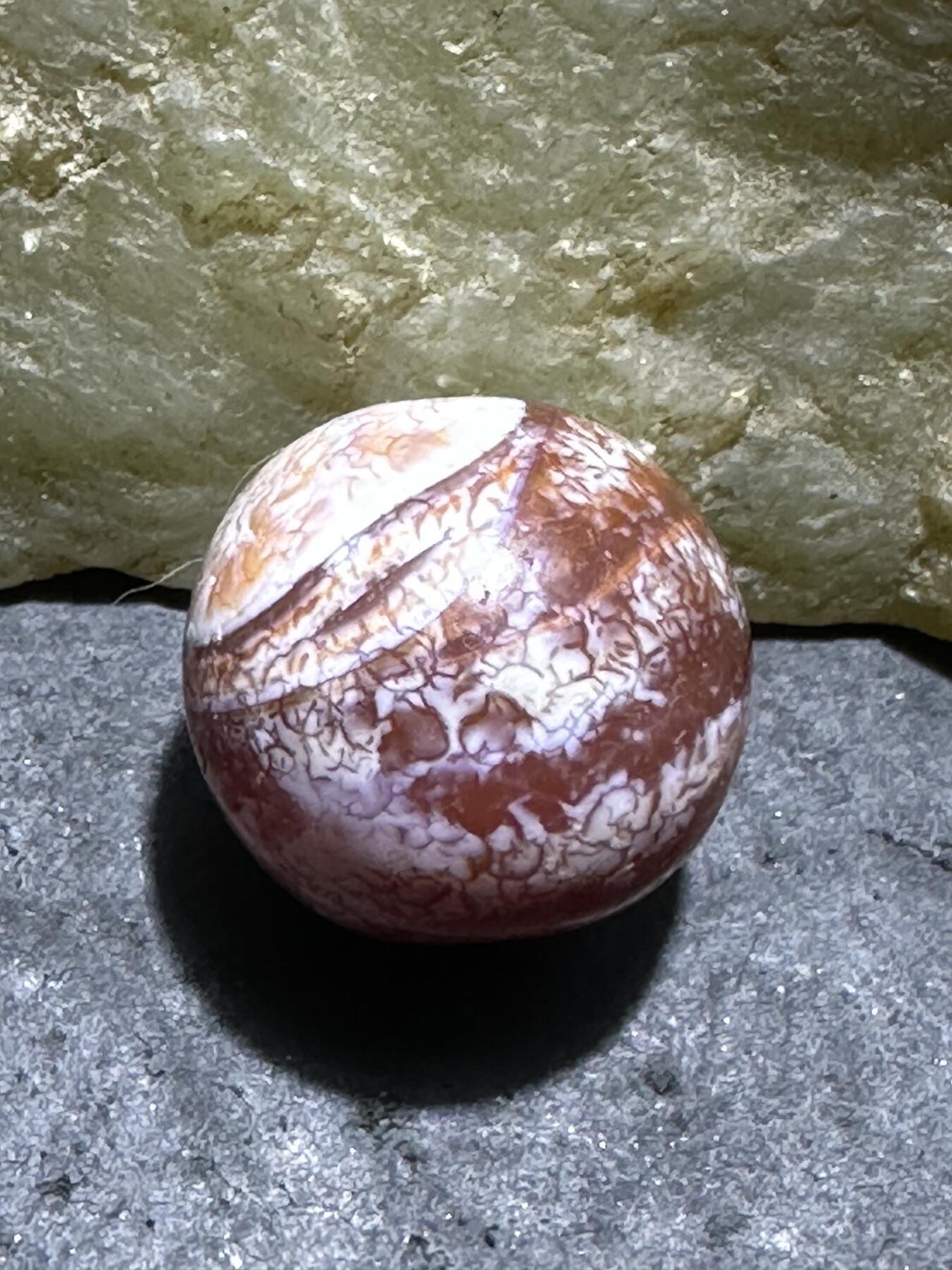 精美高玉化奶油皮天眼缠丝风化纹玛瑙随形苹果珠一颗，