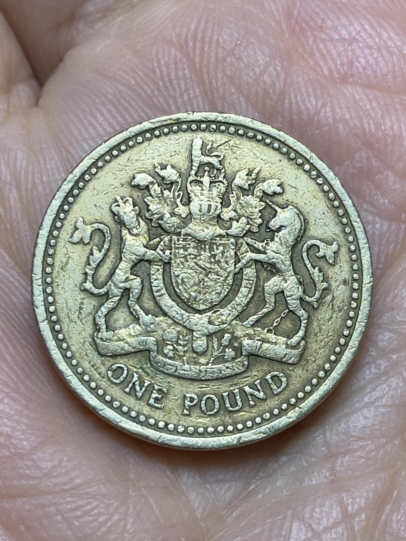 2025年第一百一十九场(总第一百四十五场）外国好品散币(免佣金) 英国🇬🇧1983年1英镑