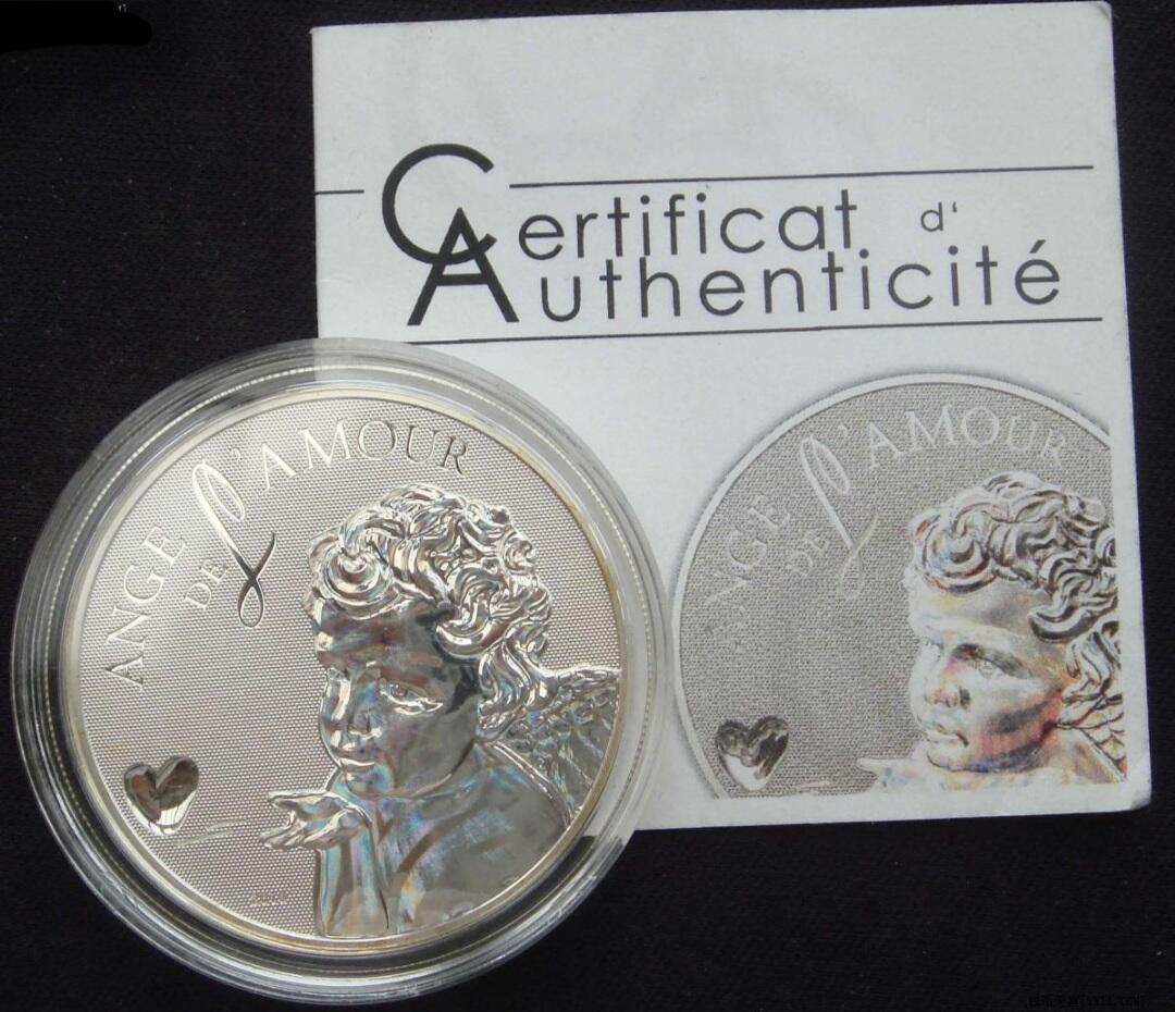 原证书 2010年喀麦隆爱的天使1000法郎镶水晶幻彩精制银币（发行量少）
