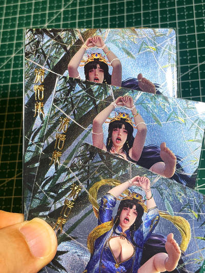 显眼宝35期 佣金1起 10月29日晚20:30截拍  - 卡颜月色卡牌   西游记系列     猪八戒3渐变艺术  共3张   粗闪工艺   大卡尺寸  63*88