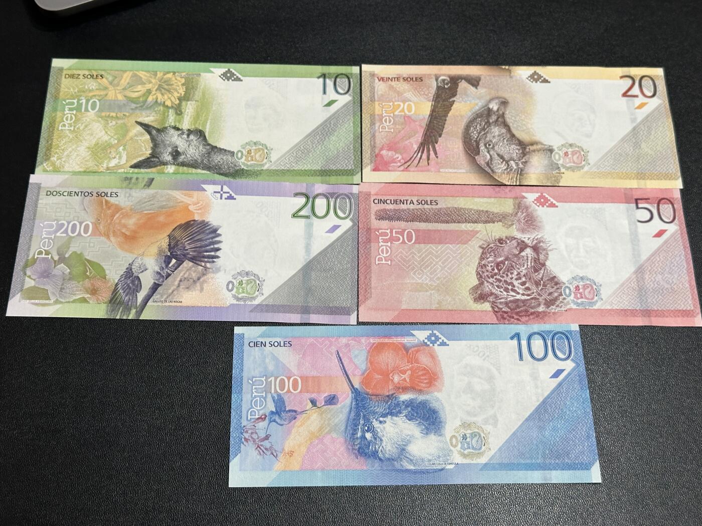 《外钞收藏家》第五百八十期（精选场）（本平台长期征集拍品、欢迎藏友们联系合作）