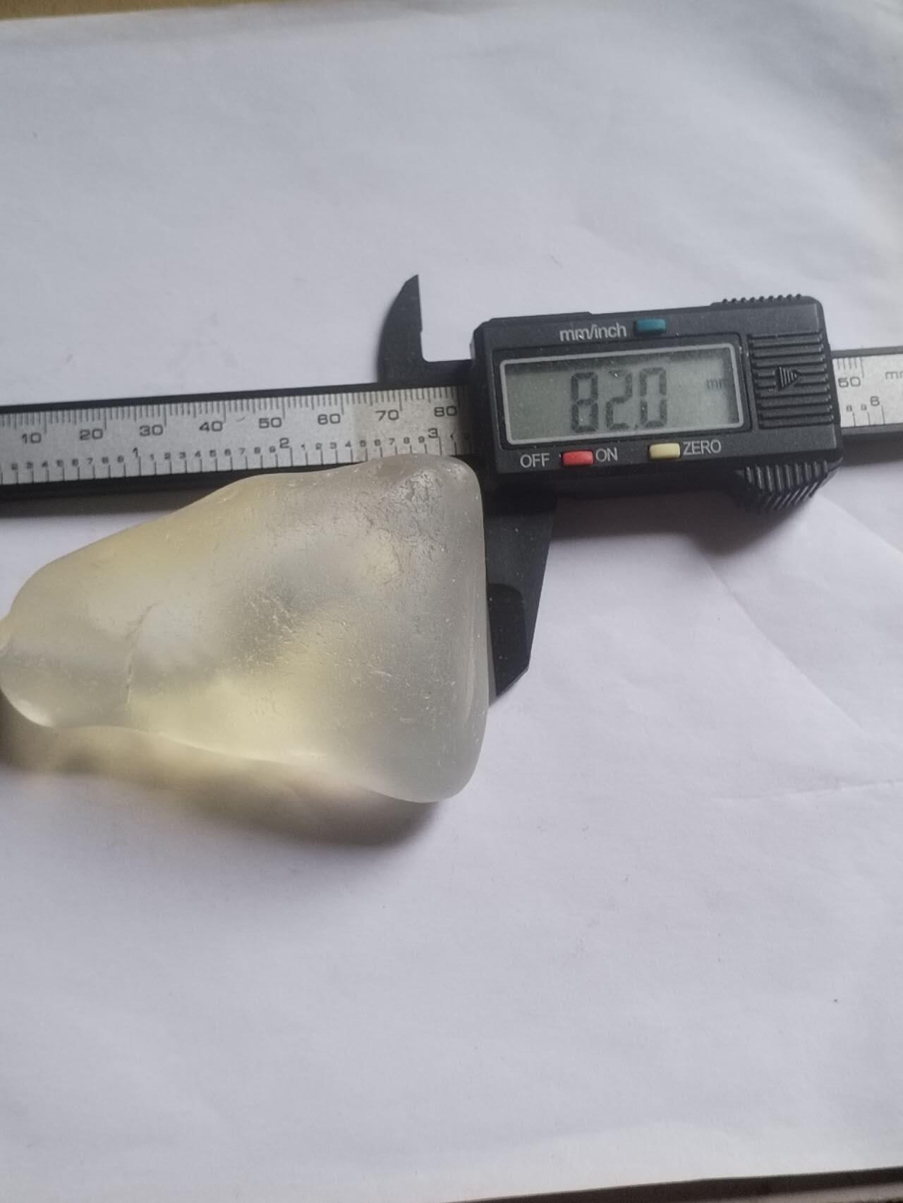 综合 白水晶。大尺寸。