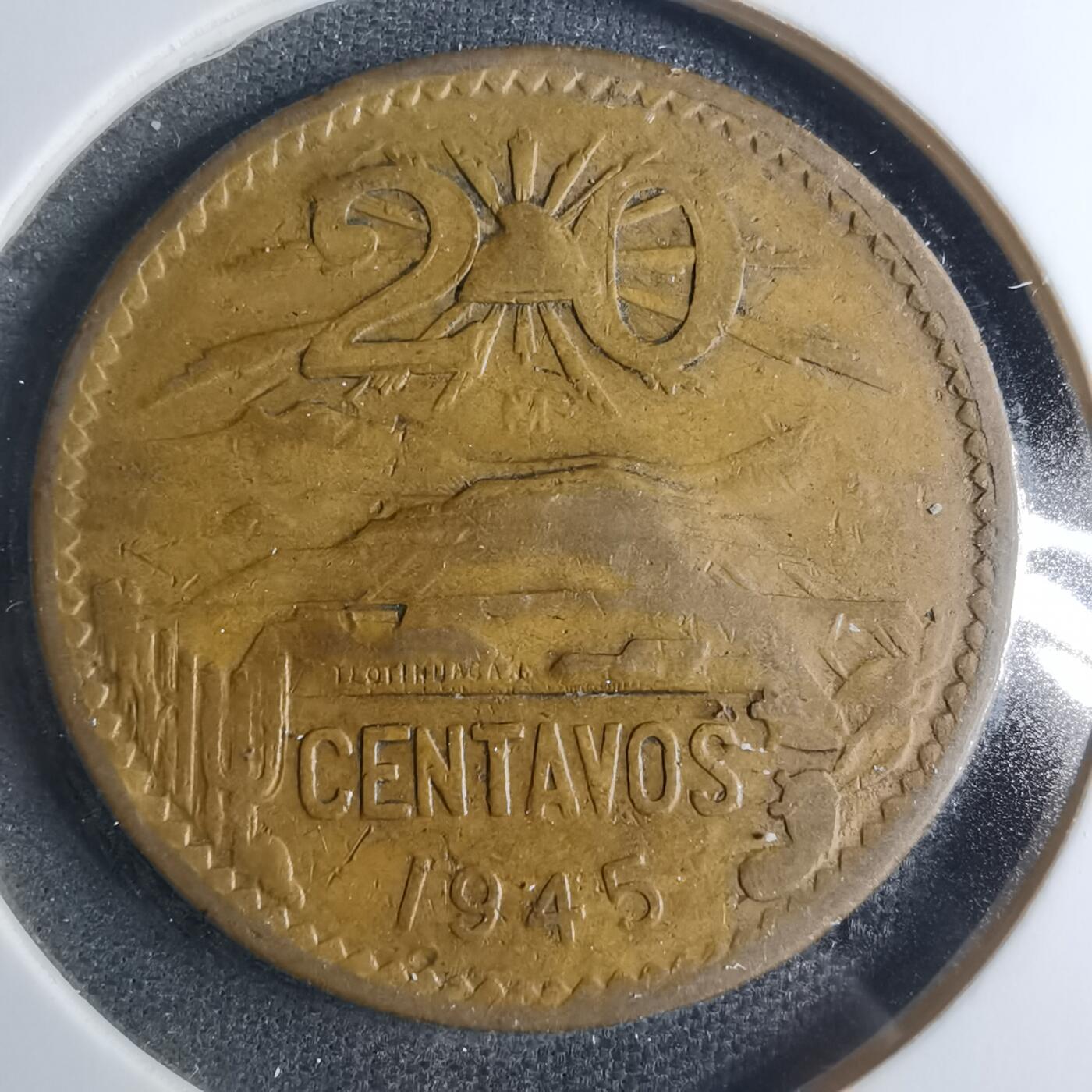 沼泽如烟--第885场 墨西哥1945年20分