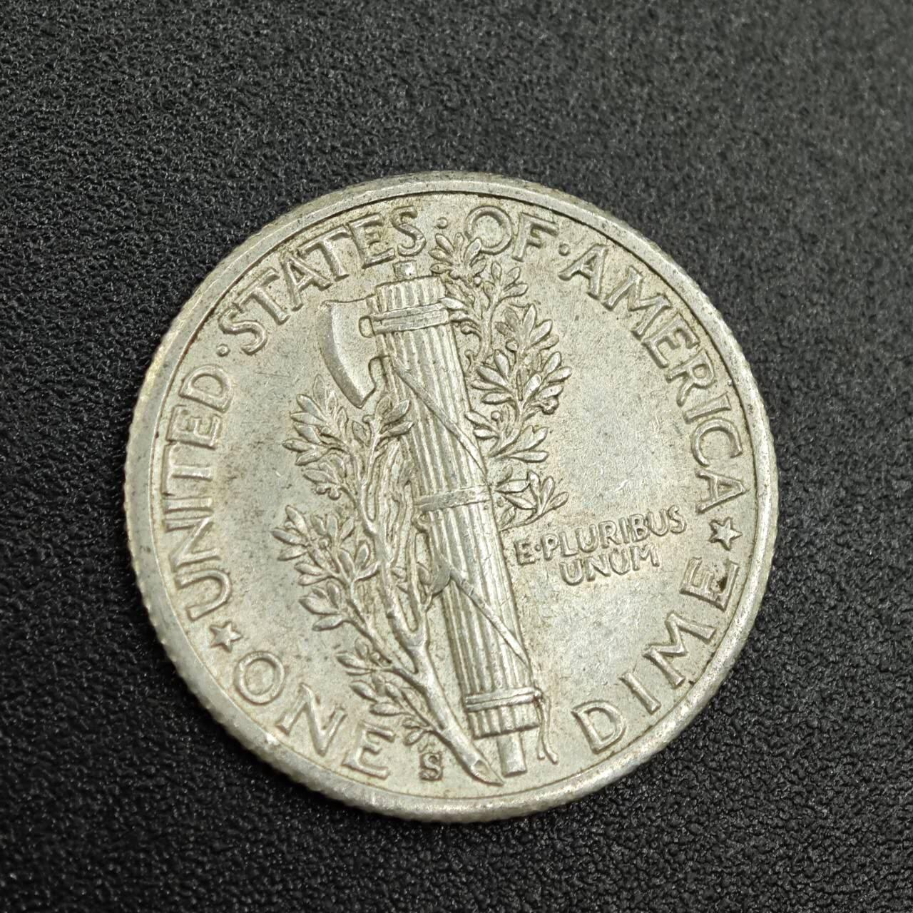 【淘币小摊】限时拍第七百八十拍  小银币场  满百包邮可预留两周  周一统一发货  美国1942年小飞人10分银币