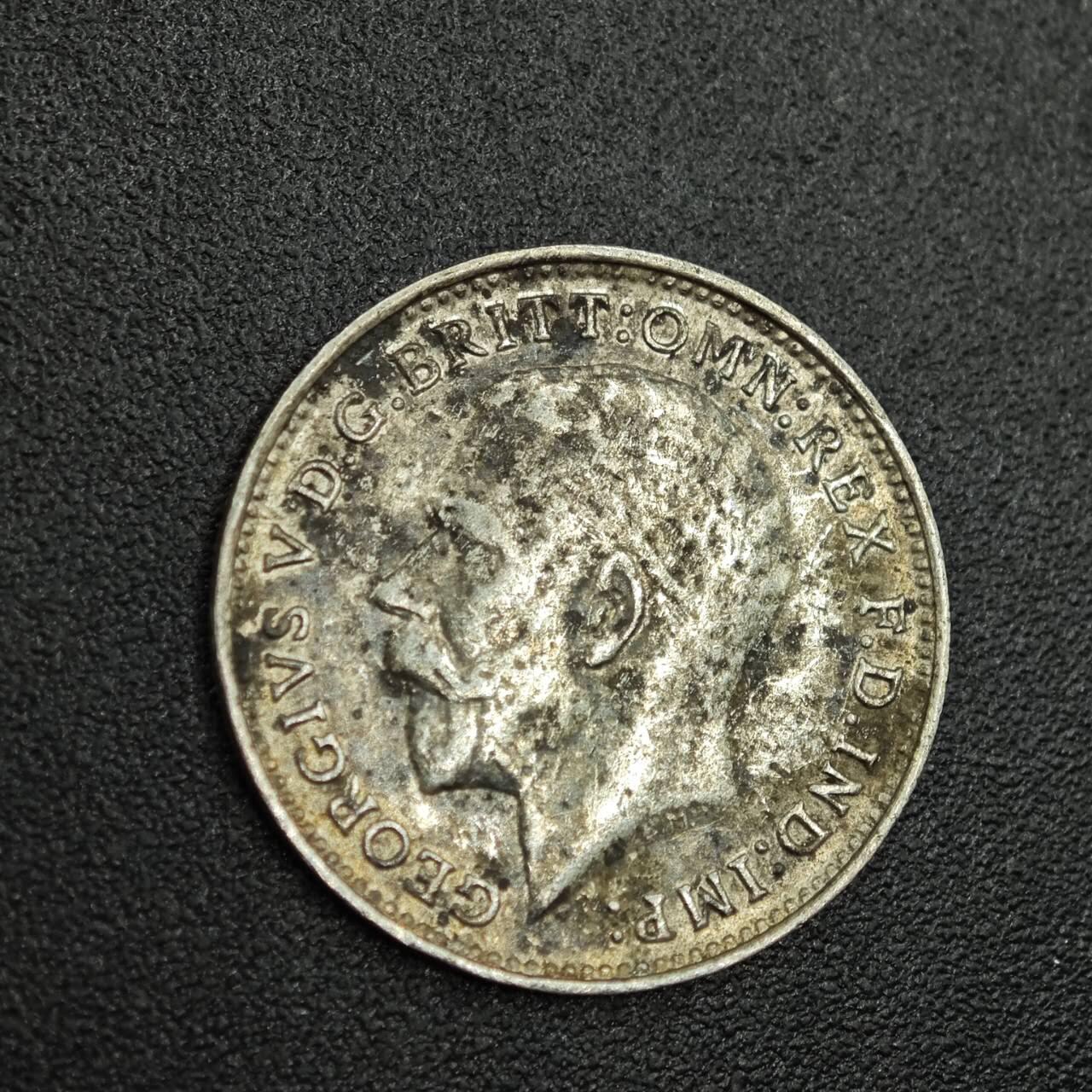【淘币小摊】限时拍第七百八十拍  小银币场  满百包邮可预留两周  周一统一发货  英国1925年乔治五世3便士银币