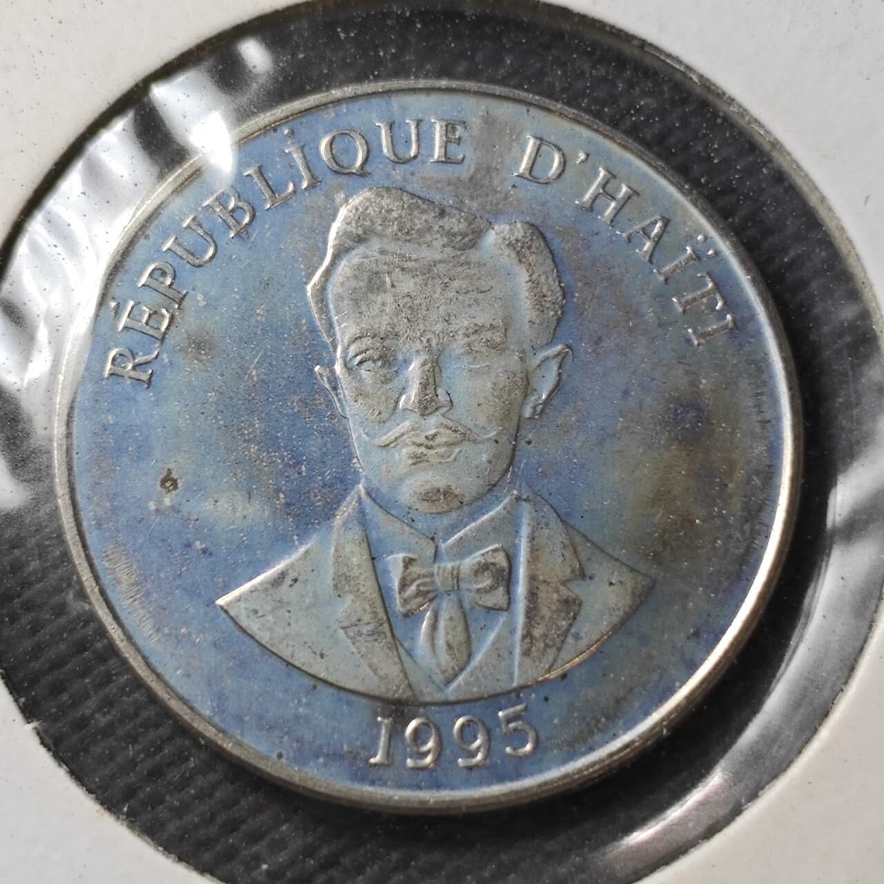 KK钱币收藏小铺  第361场  2月预留时间 周末发货  1995海地20分